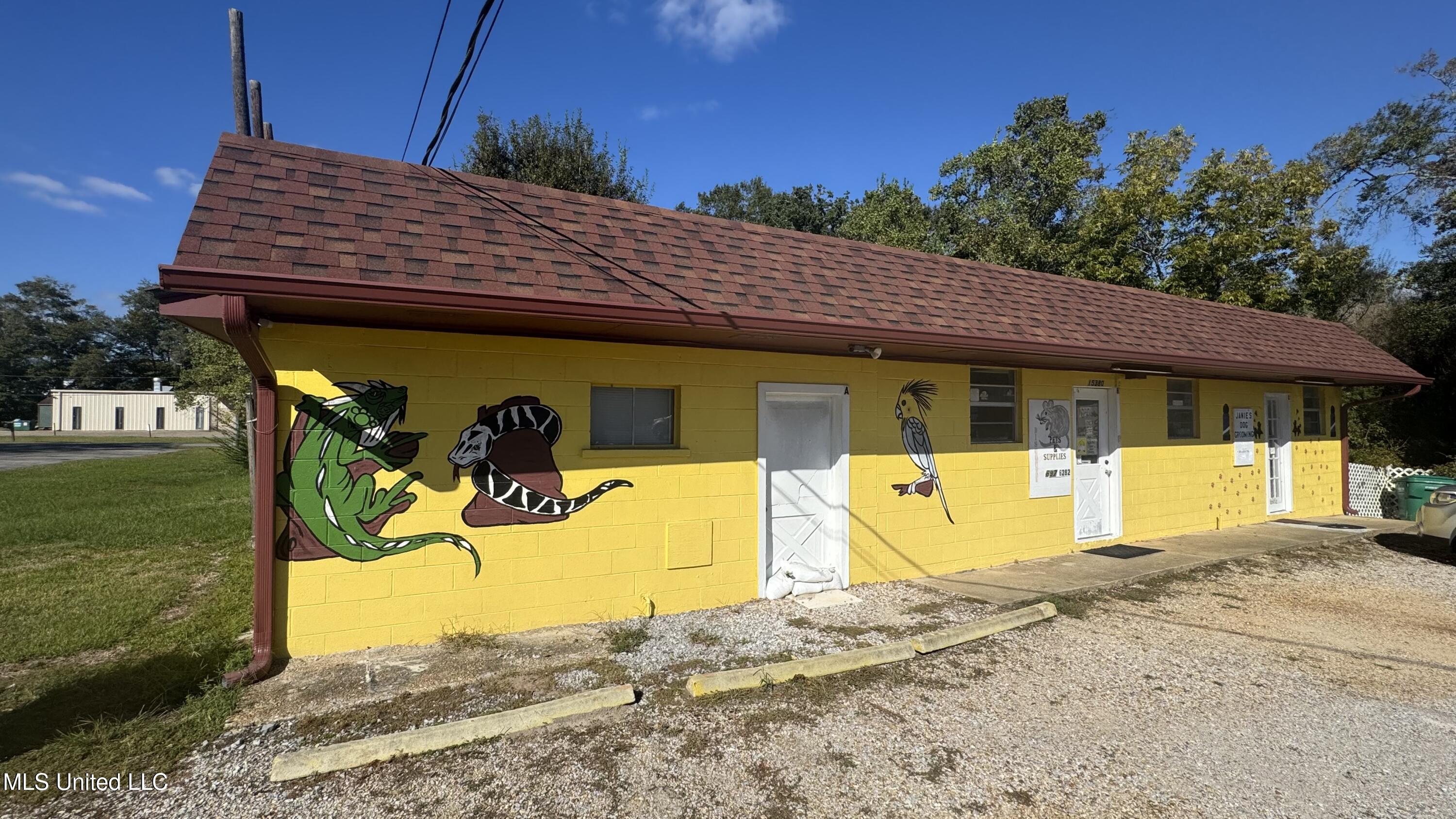 15380 5th Street Property Photo 4