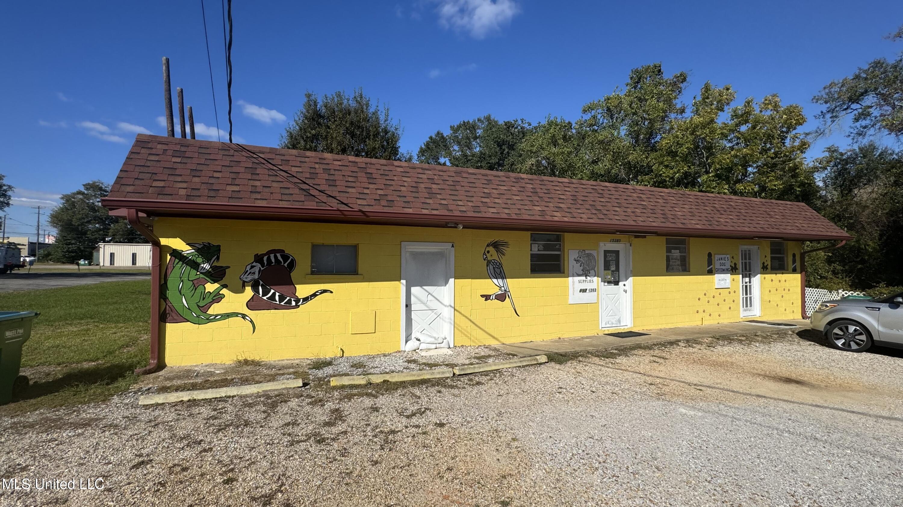 15380 5th Street Property Photo 5