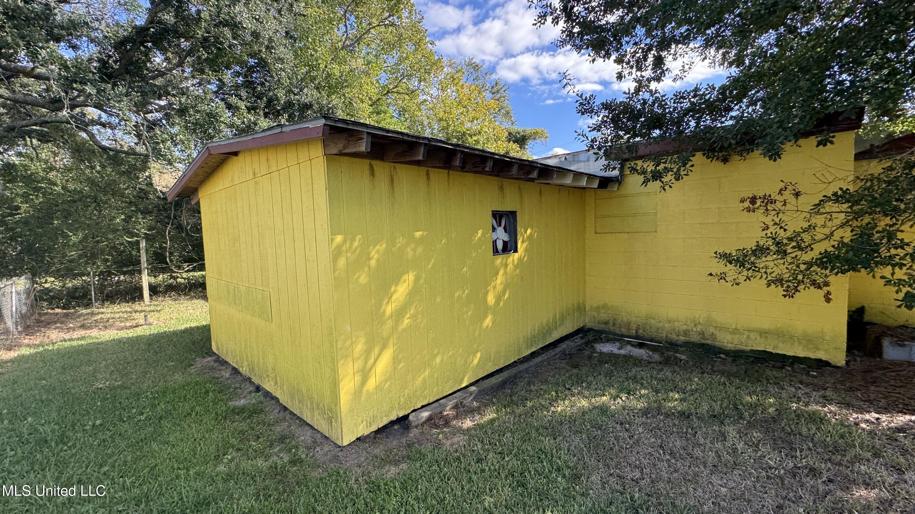 15380 5th Street Property Photo 10