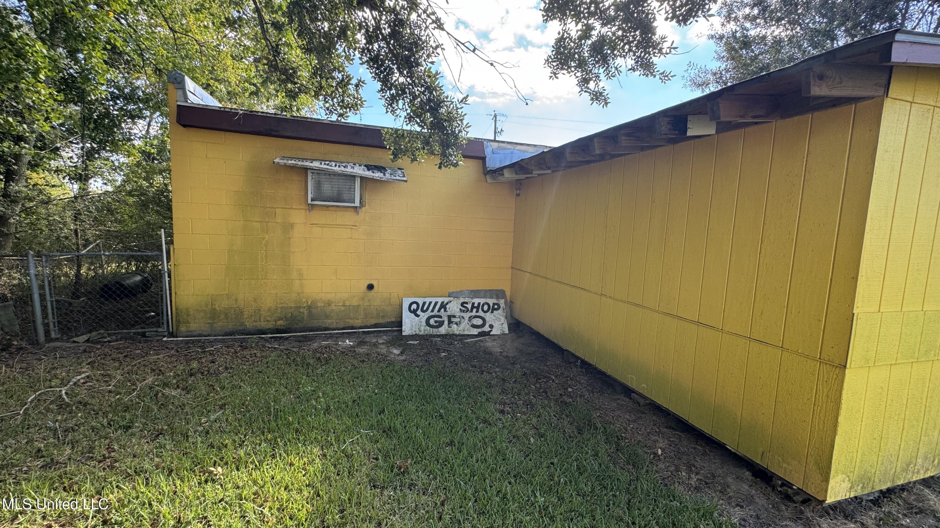 15380 5th Street Property Photo 11