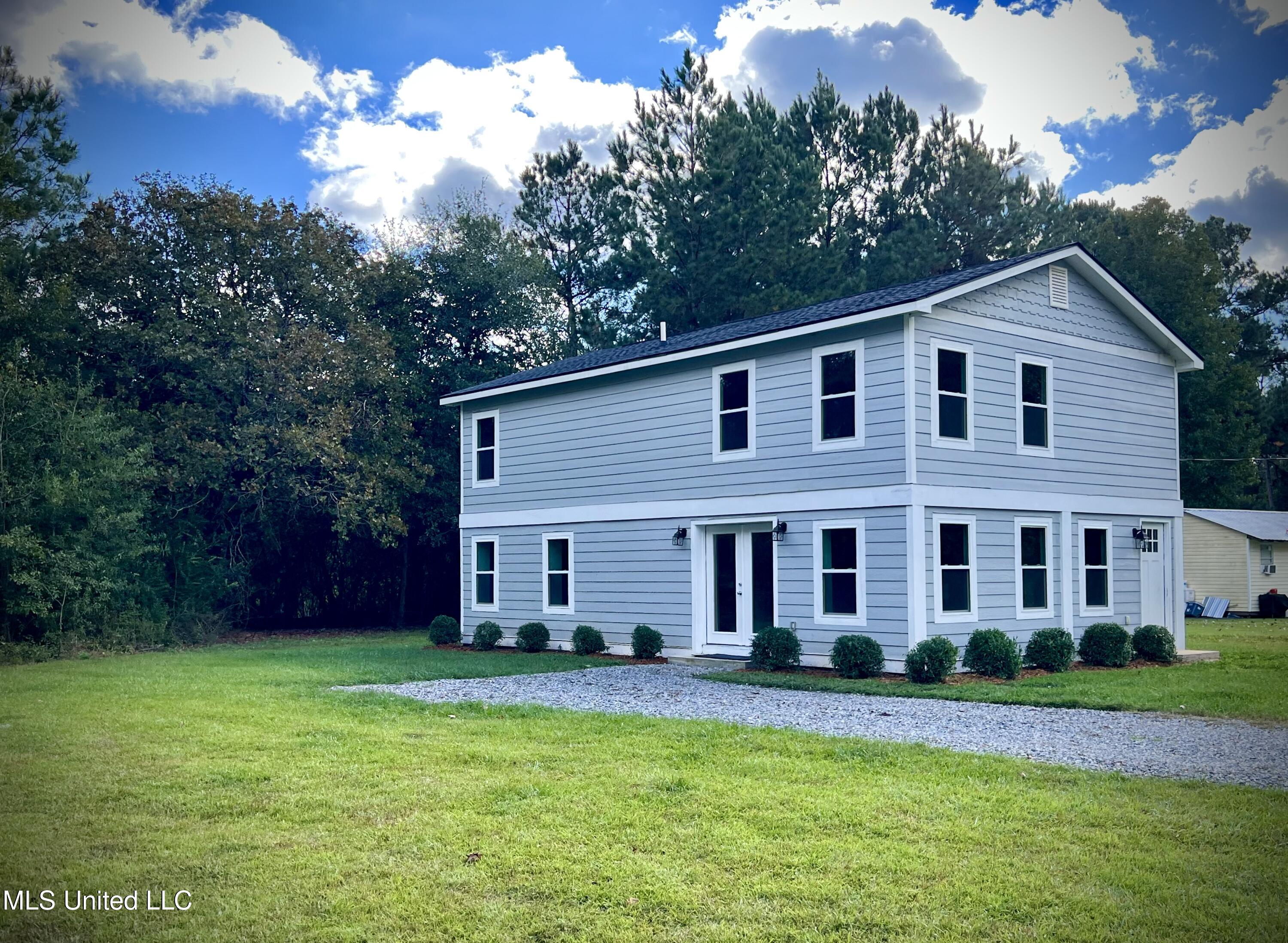 1074 Pleasant Grove Road Property Photo 1