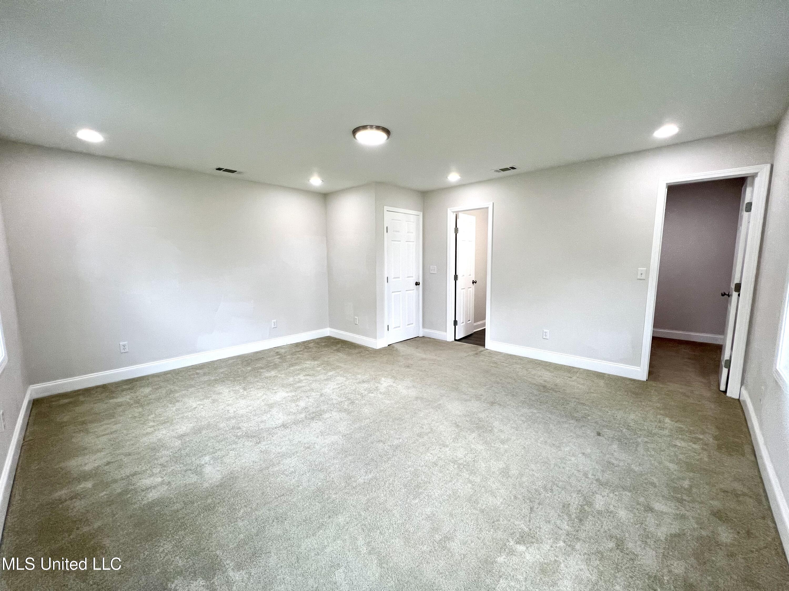 1074 Pleasant Grove Road Property Photo 5