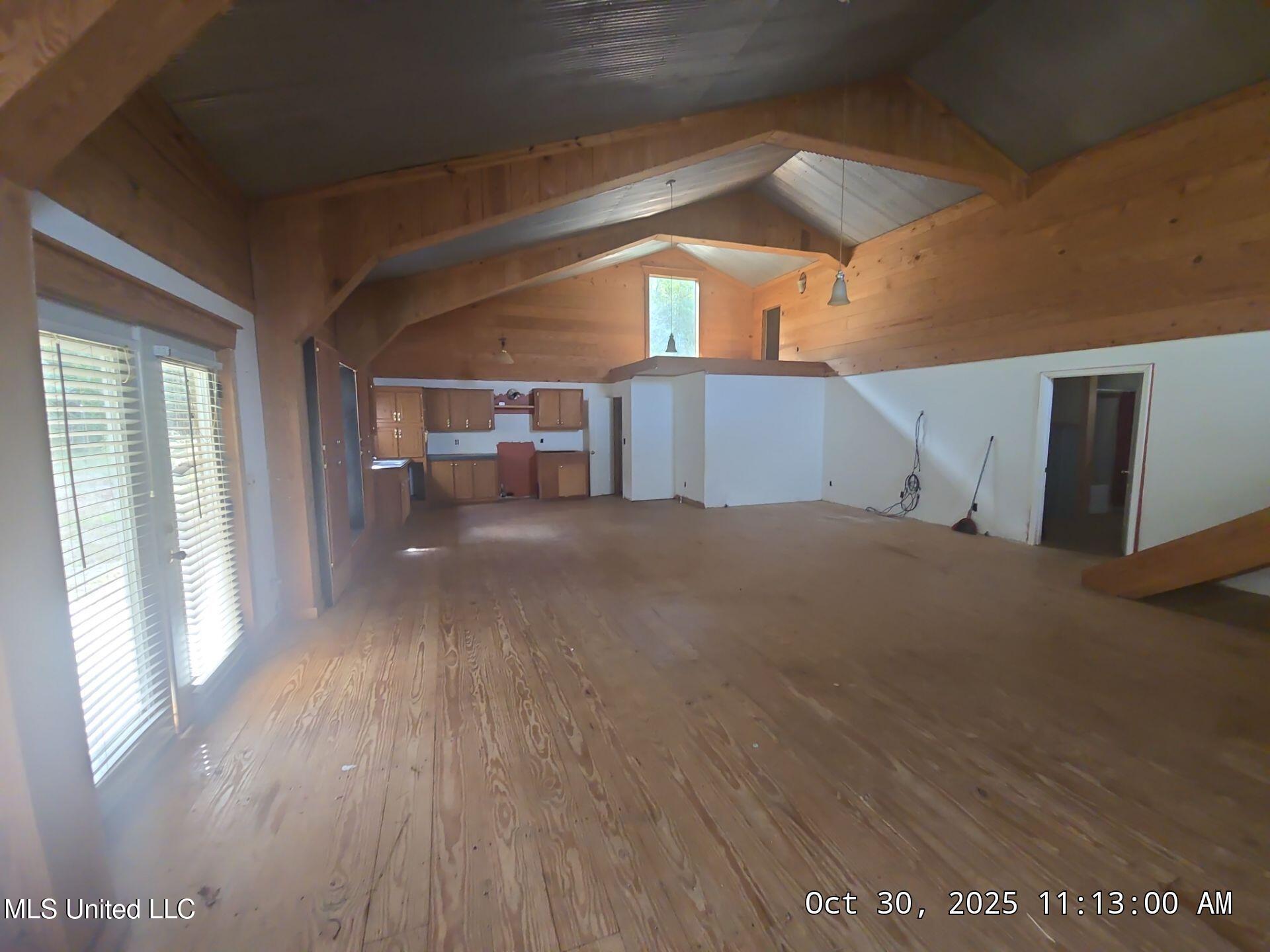 1401 Hopoca Road Property Photo 4