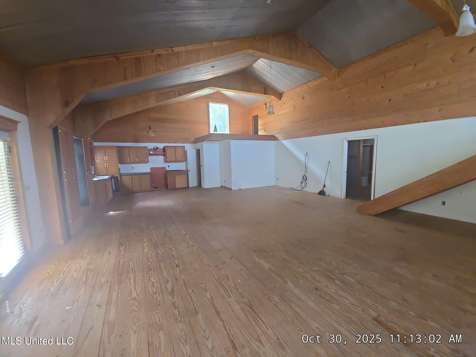 1401 Hopoca Road Property Photo 5