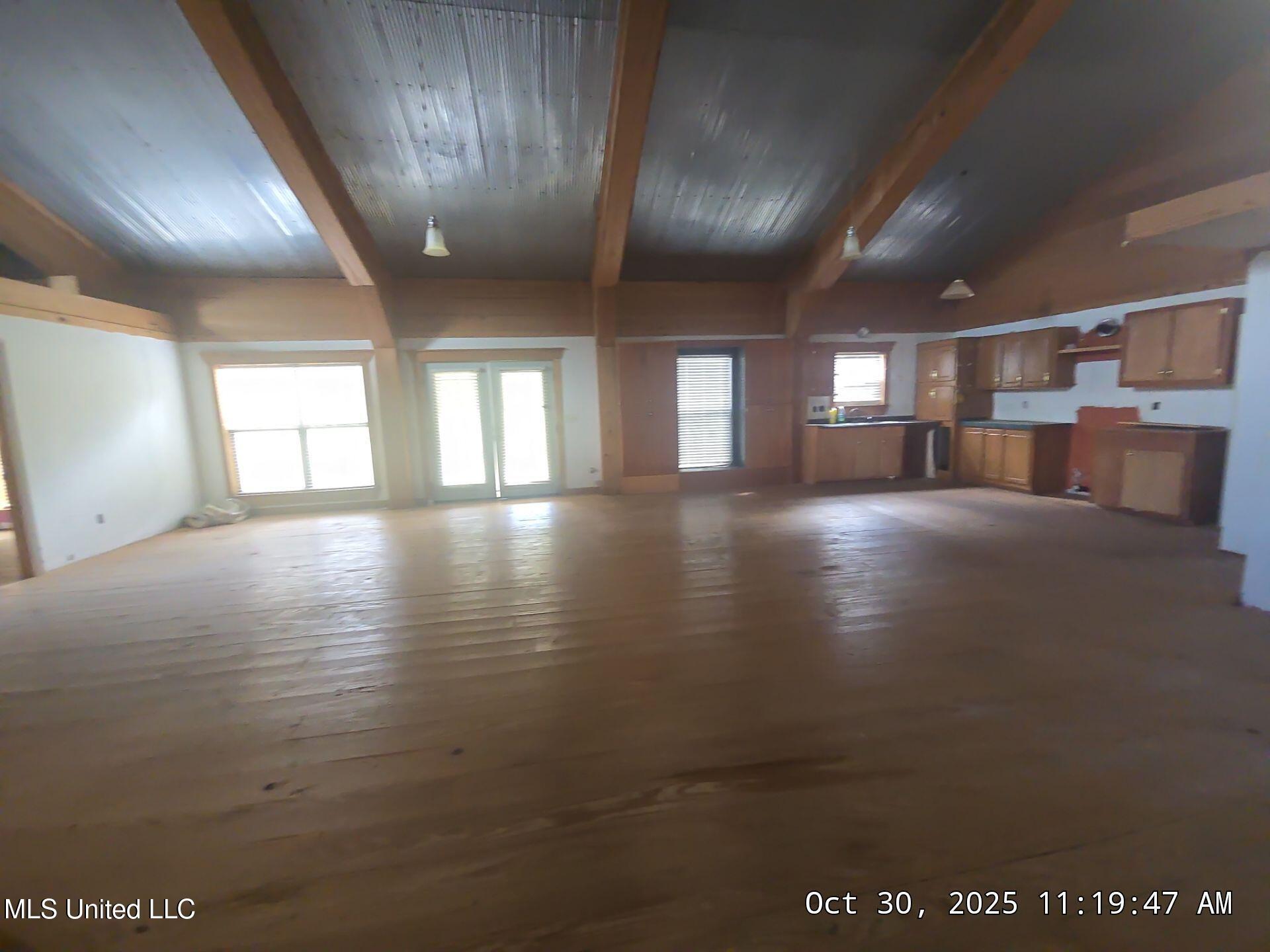 1401 Hopoca Road Property Photo 6