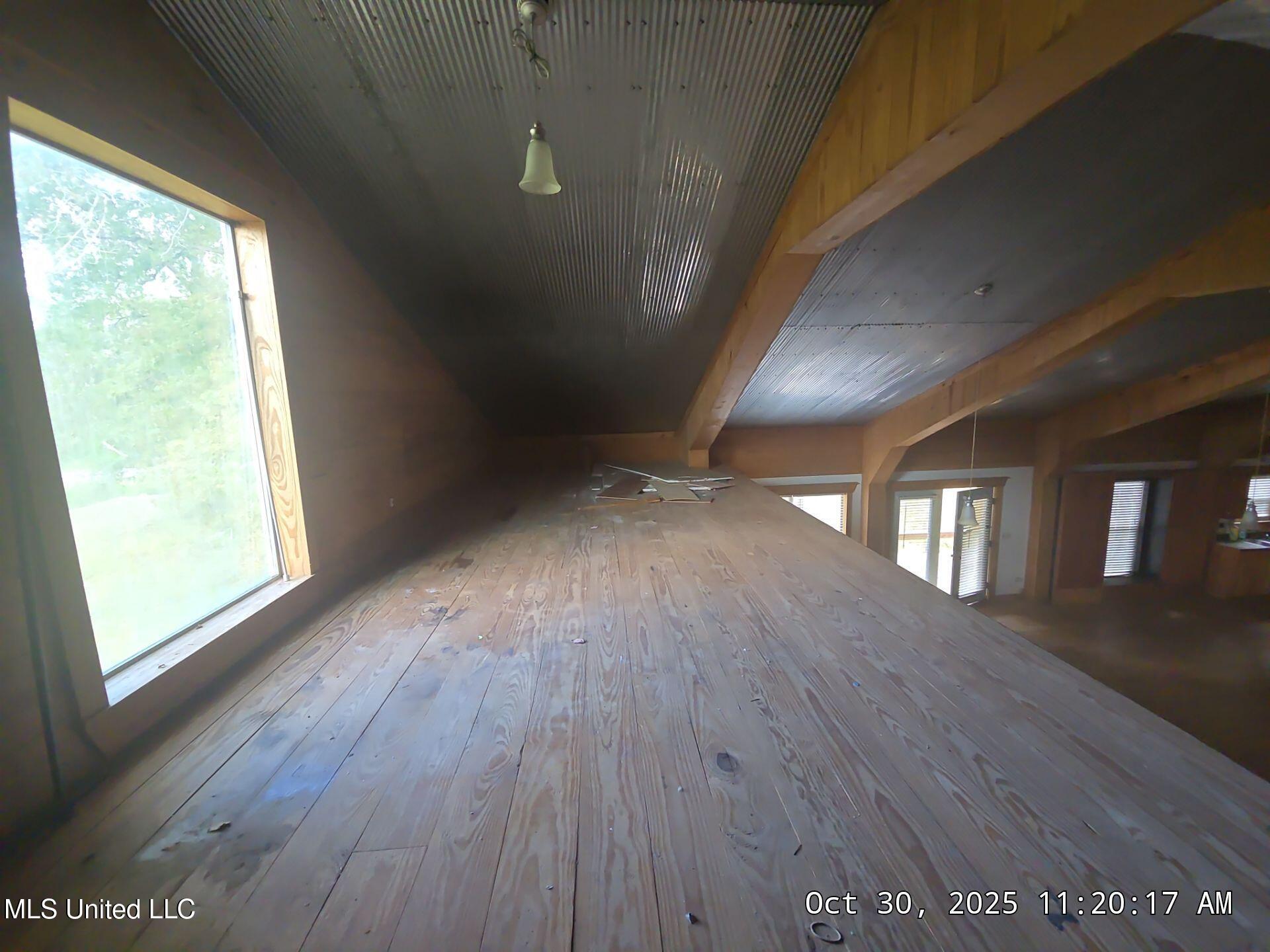 1401 Hopoca Road Property Photo 11