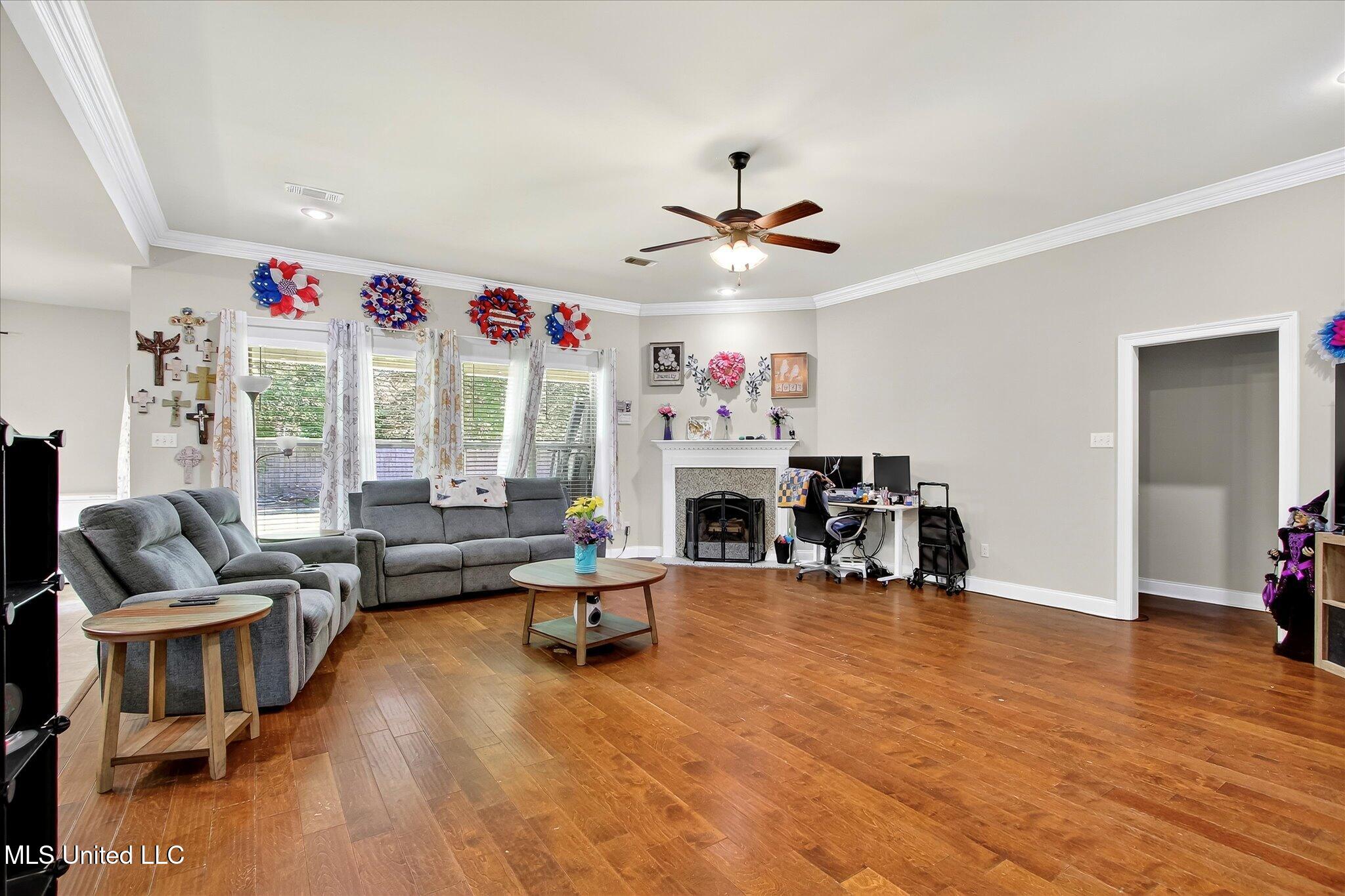 7432 Saints Circle Property Photo 12