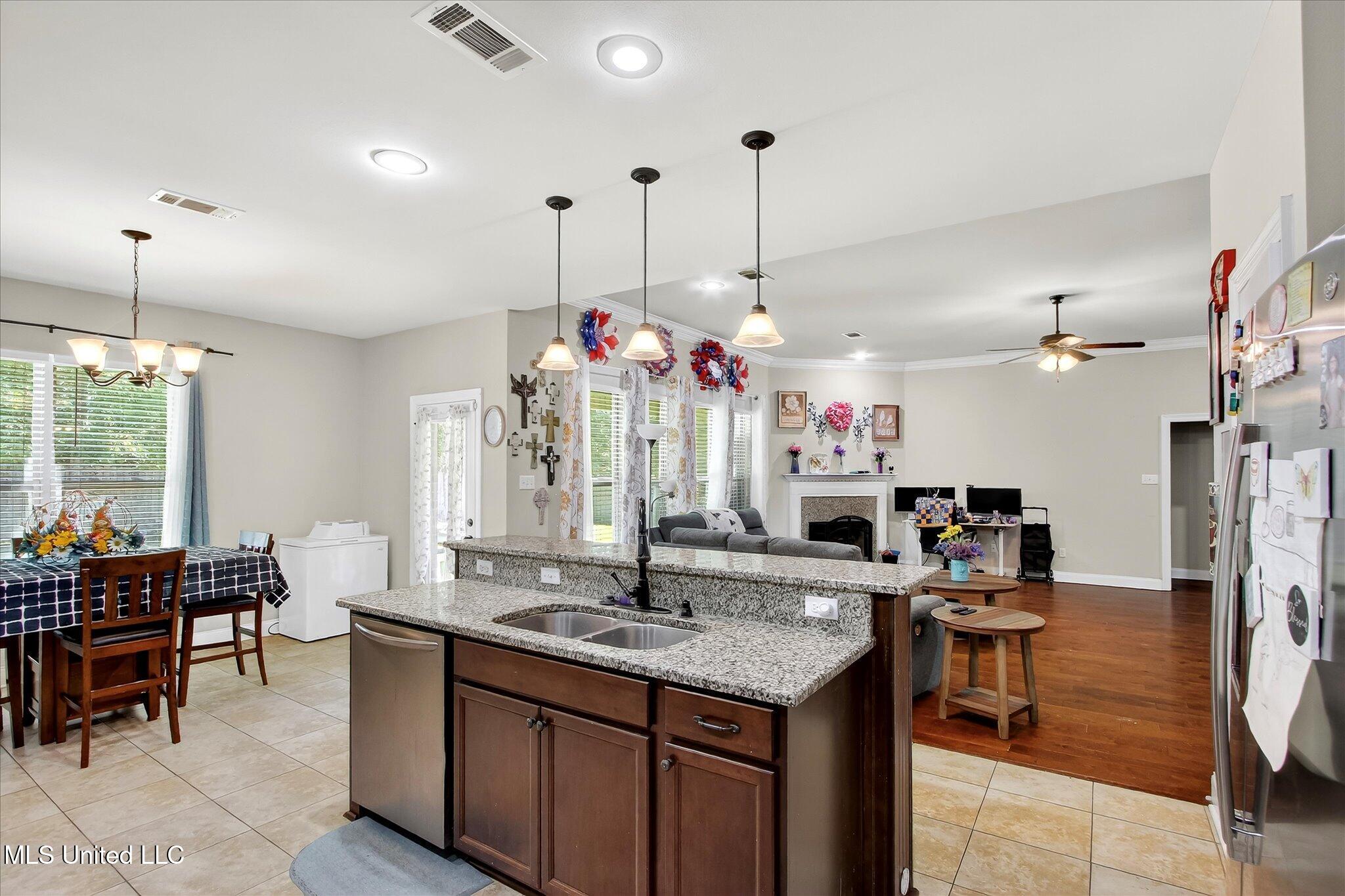 7432 Saints Circle Property Photo 15