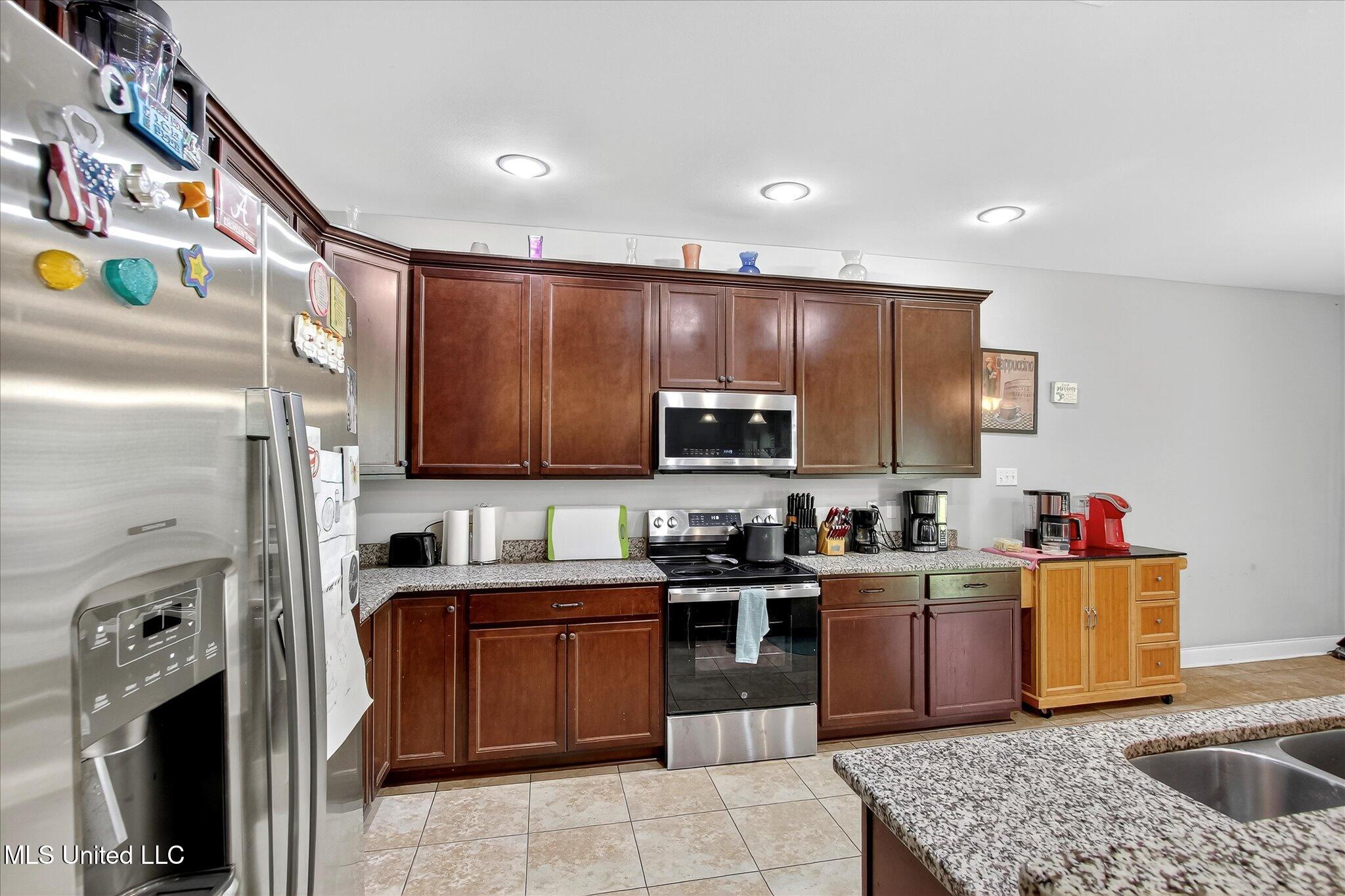 7432 Saints Circle Property Photo 16