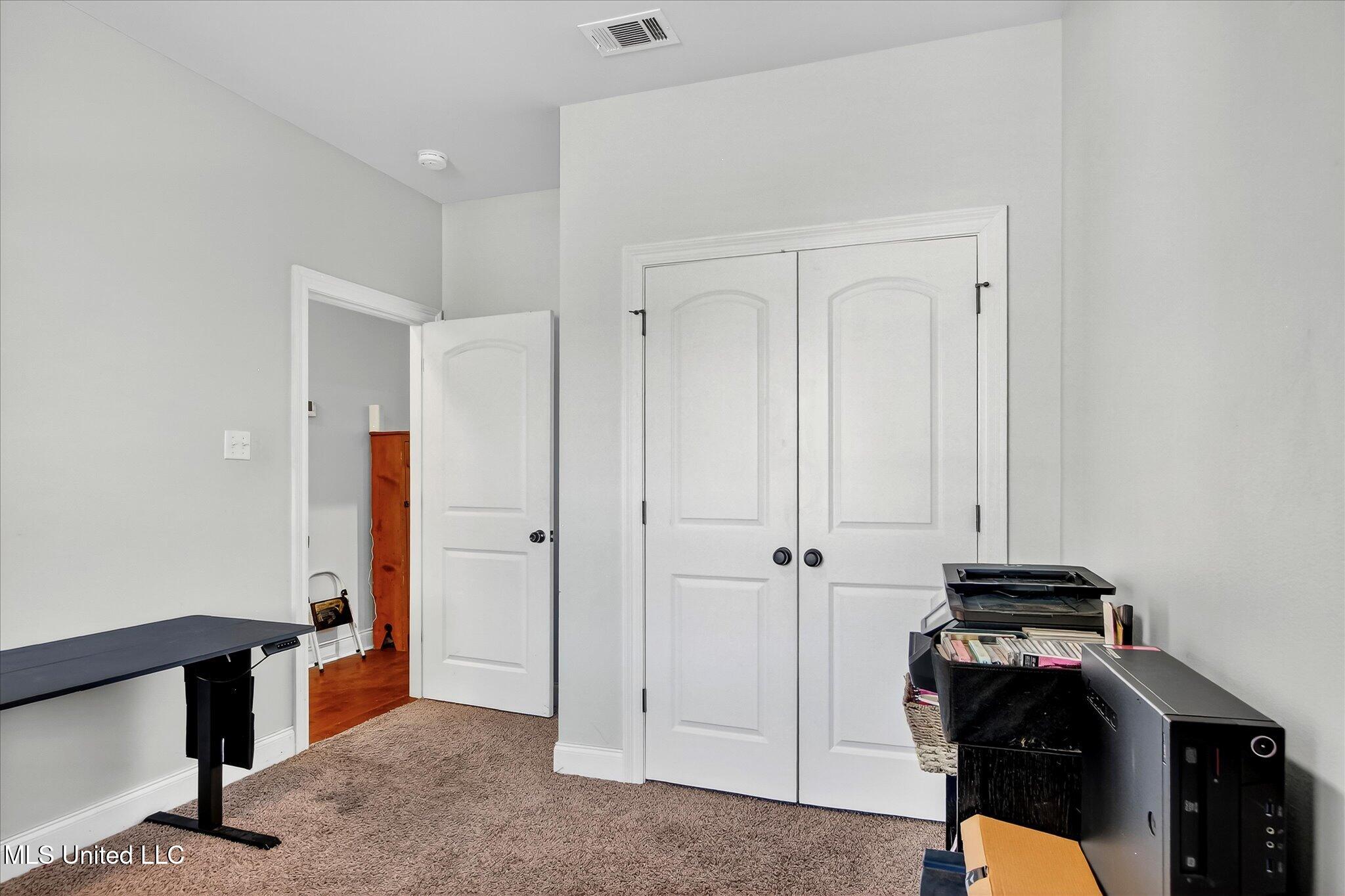 7432 Saints Circle Property Photo 30