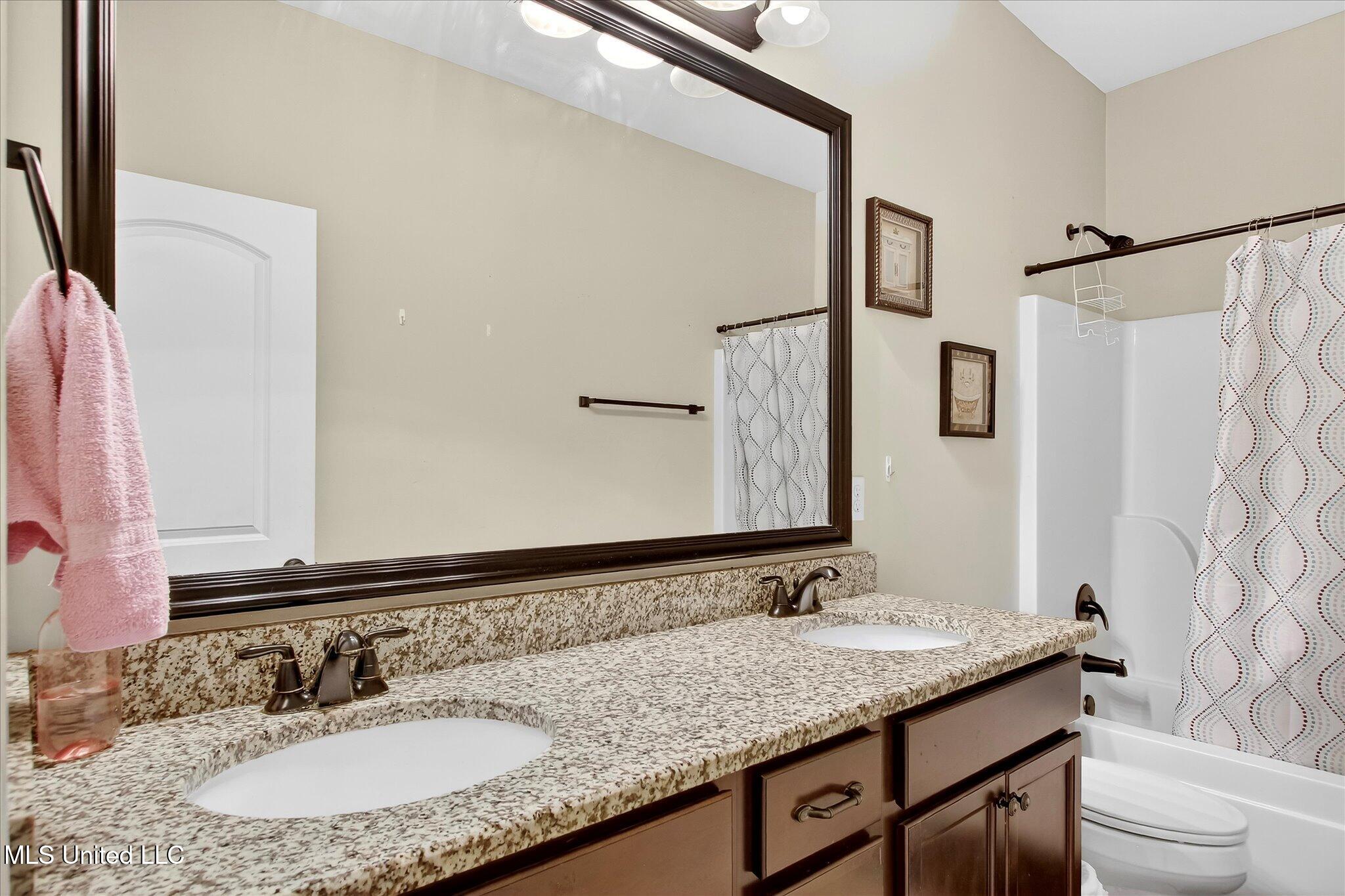 7432 Saints Circle Property Photo 32