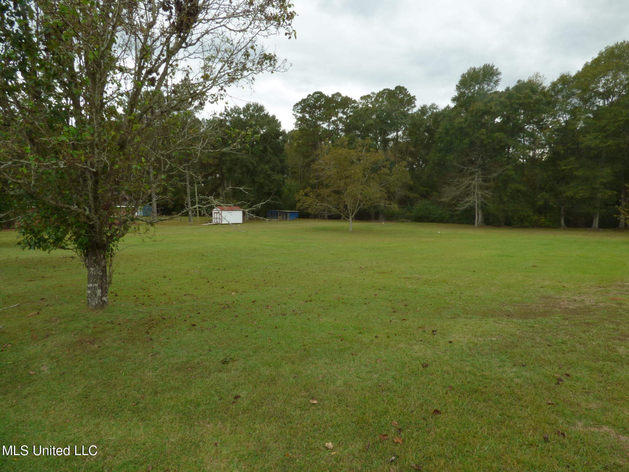 501a Commanche Drive Property Photo 2