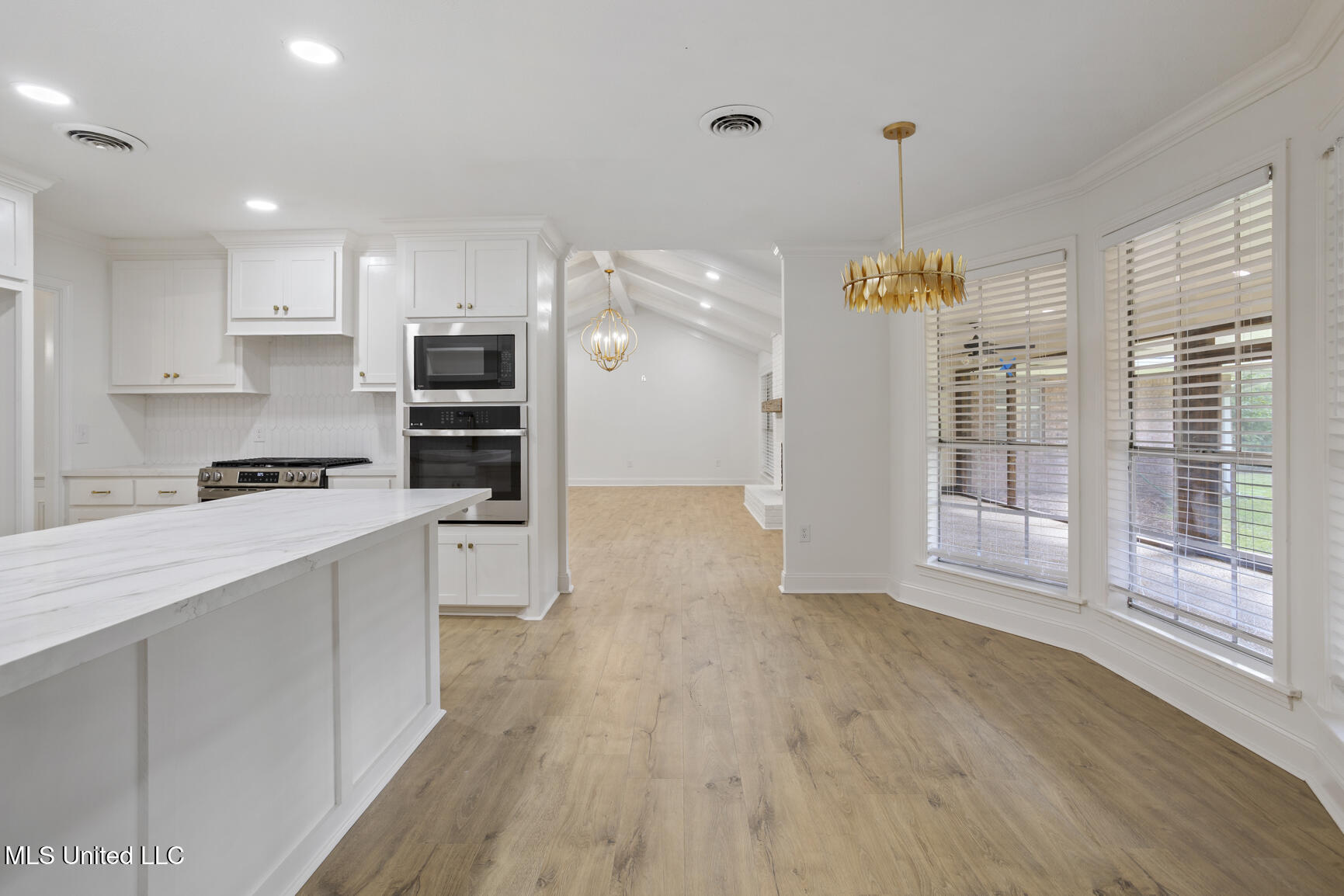 445 Armour Drive Property Photo 10