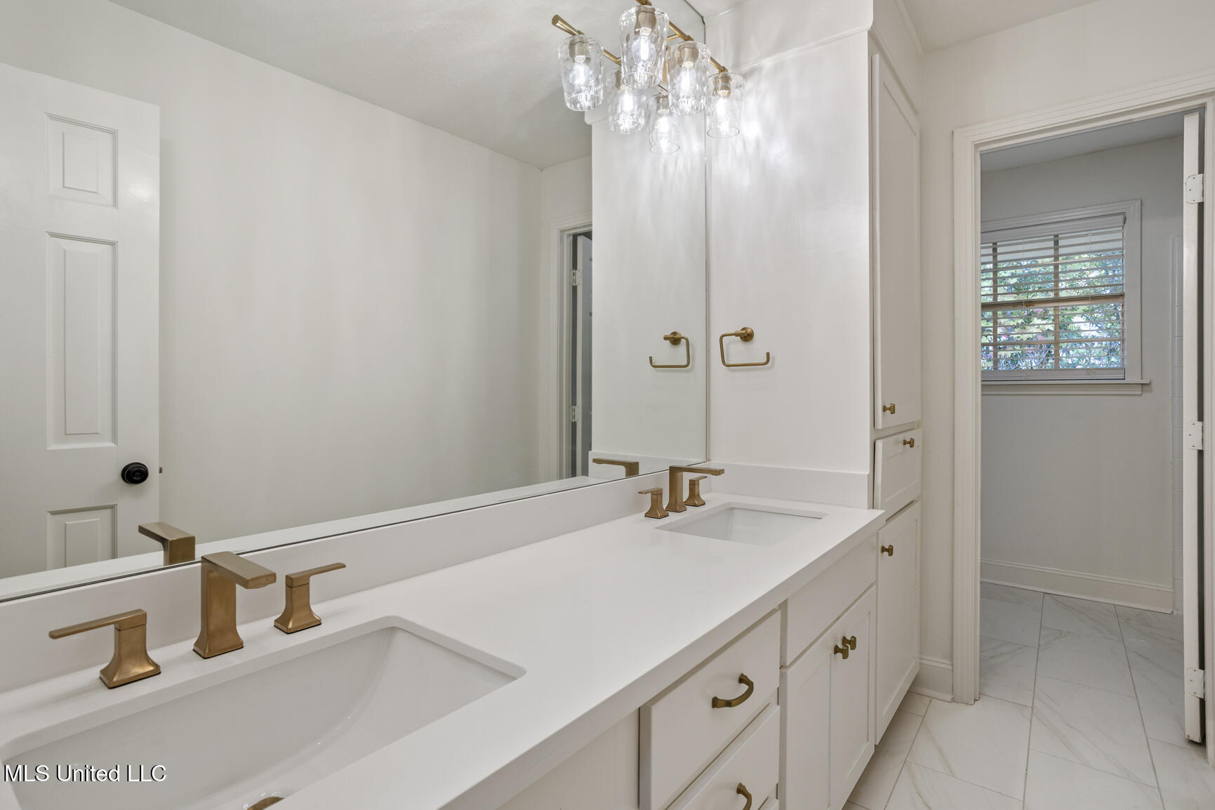 445 Armour Drive Property Photo 23