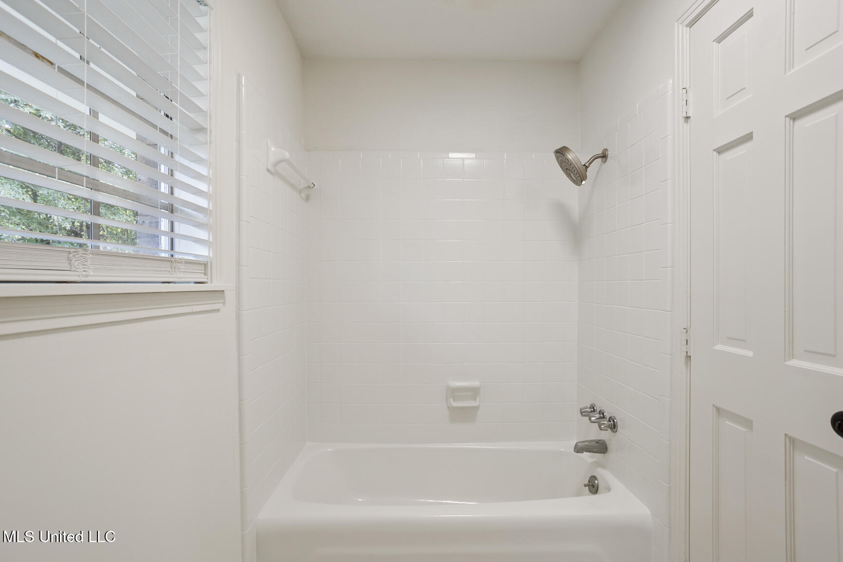 445 Armour Drive Property Photo 24