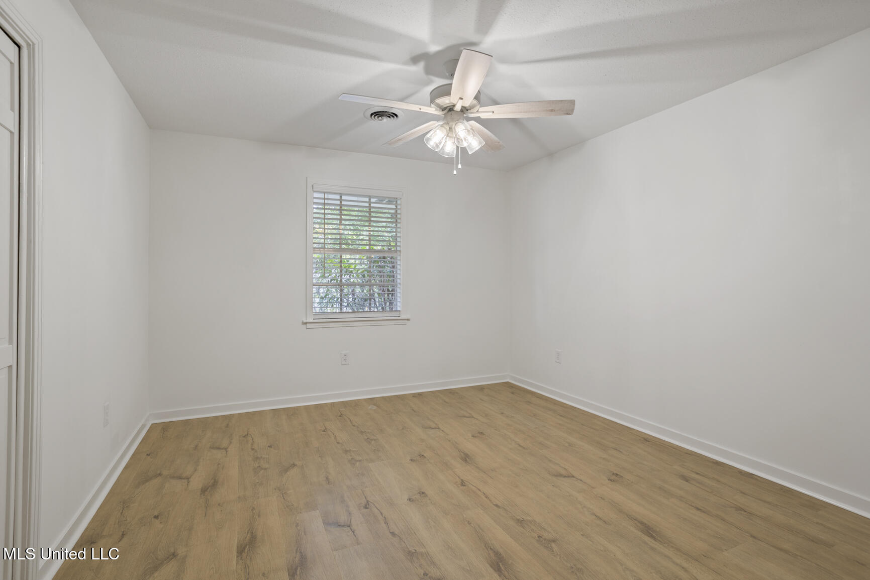 445 Armour Drive Property Photo 25