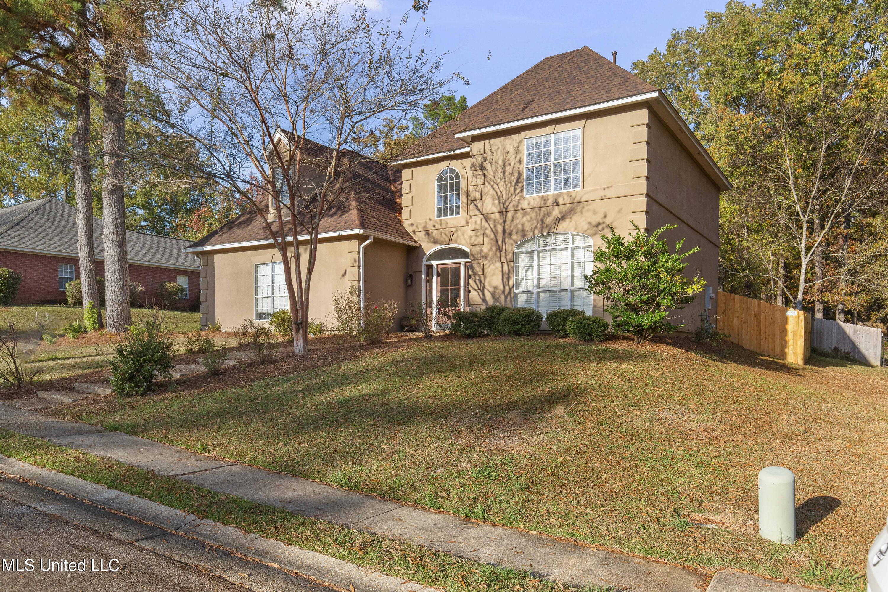 119 Hidden Hills Drive Property Photo 1