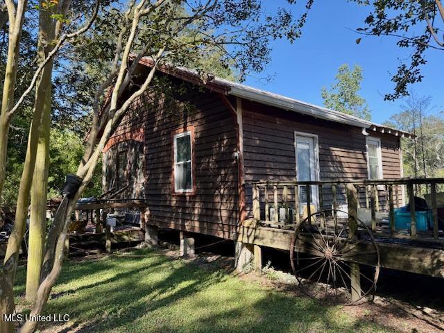 8 Newman Road Property Photo 4