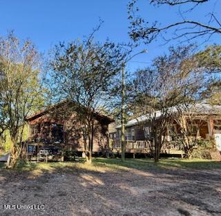 8 Newman Road Property Photo 9