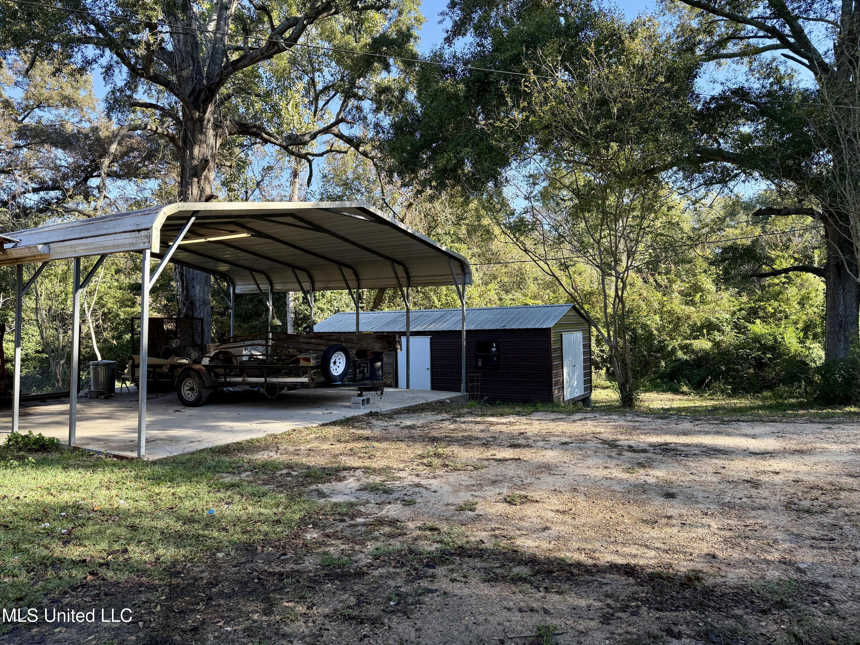 8 Newman Road Property Photo 23