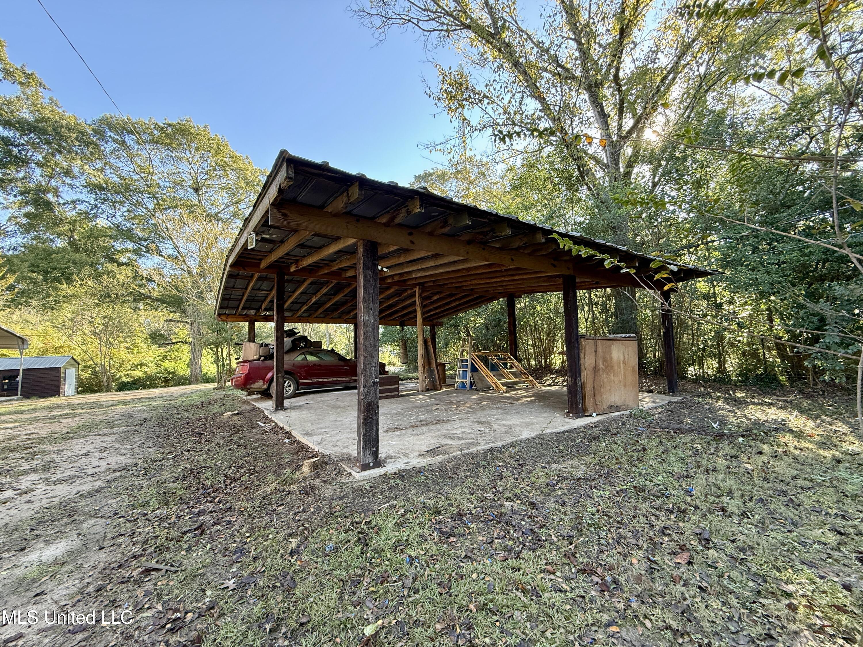 8 Newman Road Property Photo 25