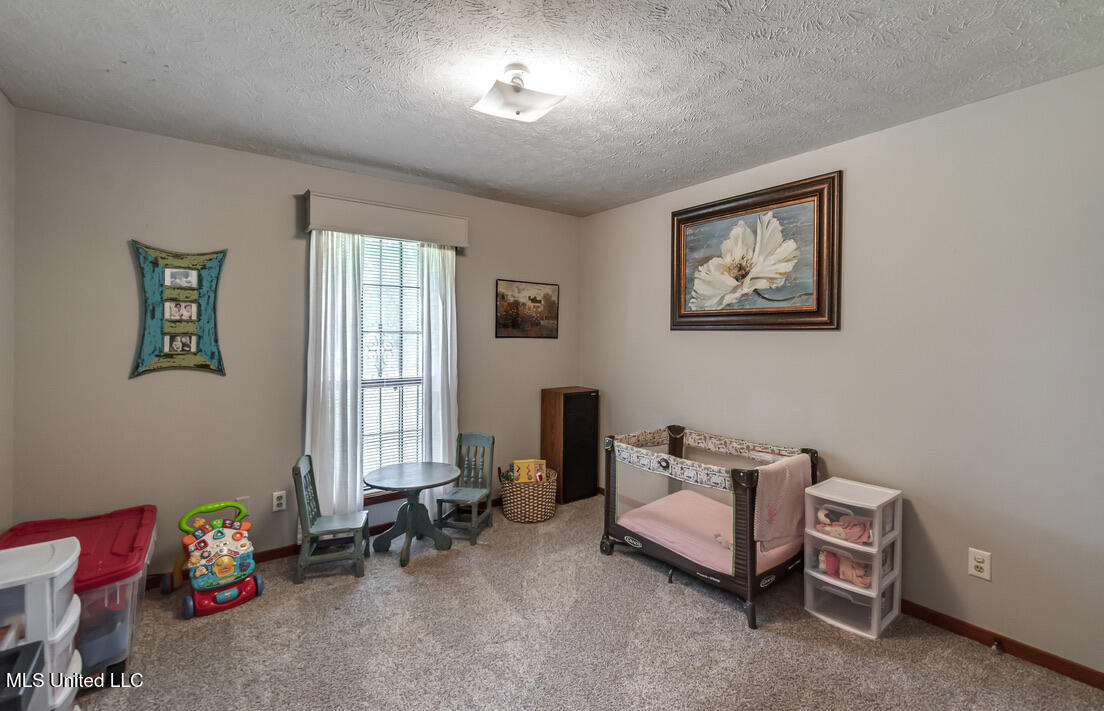 180 Alton Circle Property Photo 17