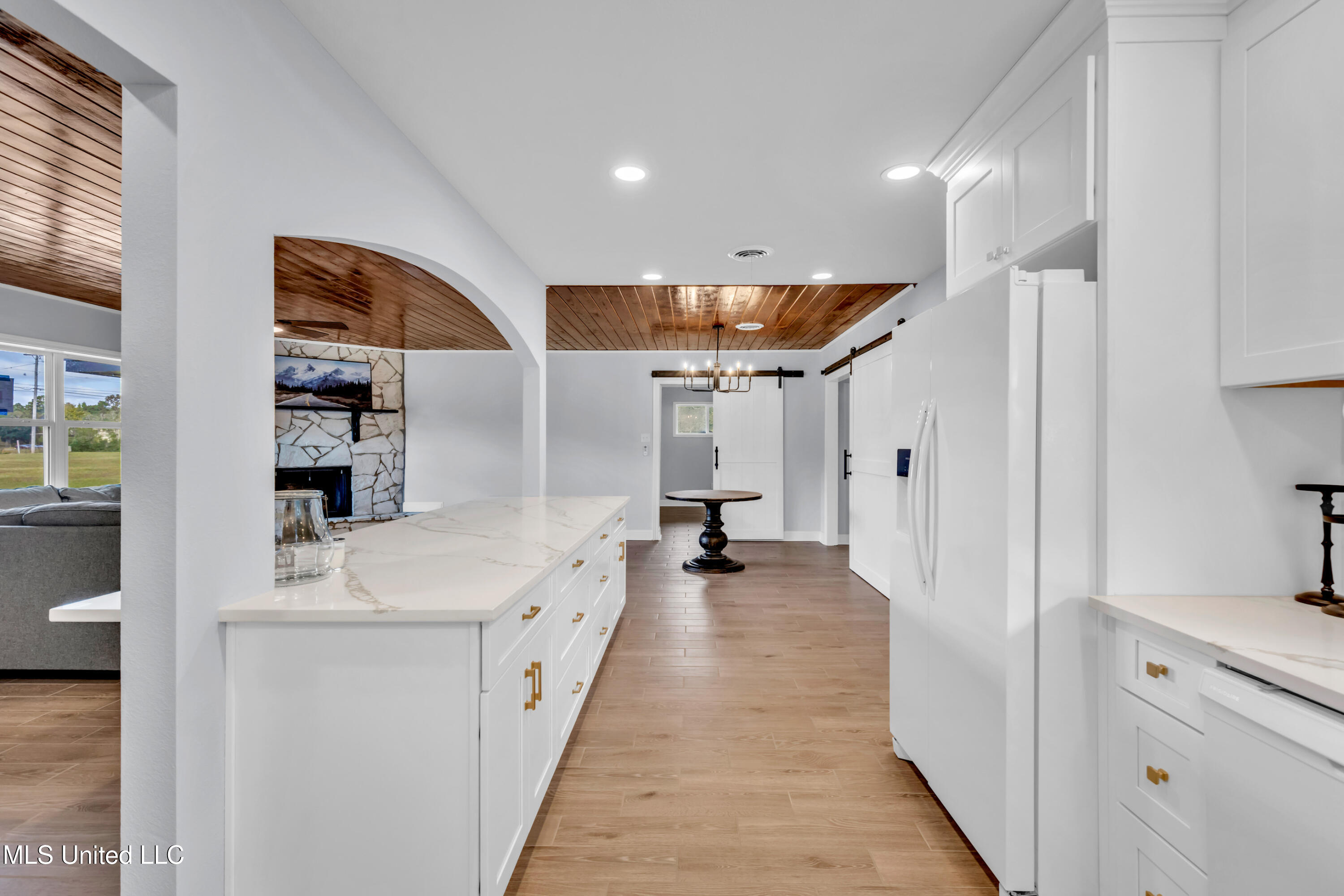 12330 Oaklawn Road Property Photo 12