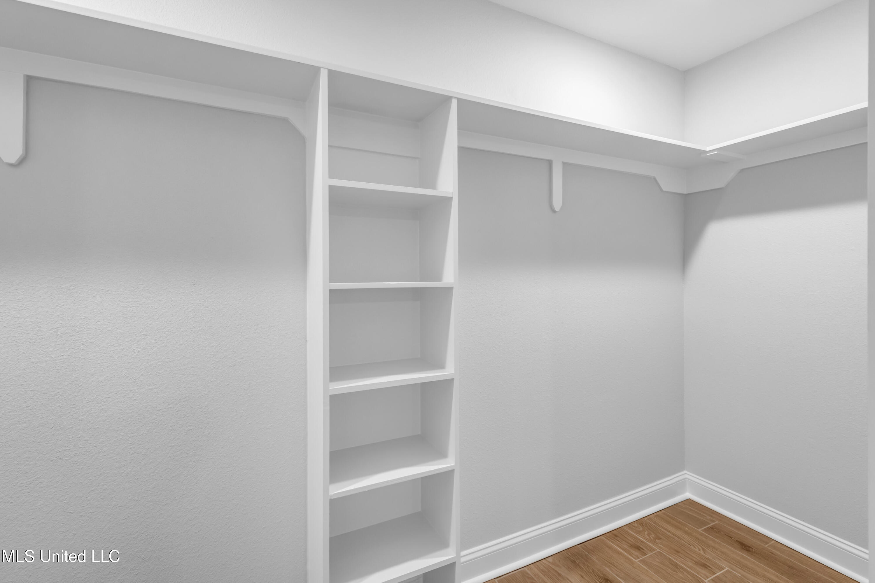 12330 Oaklawn Road Property Photo 16