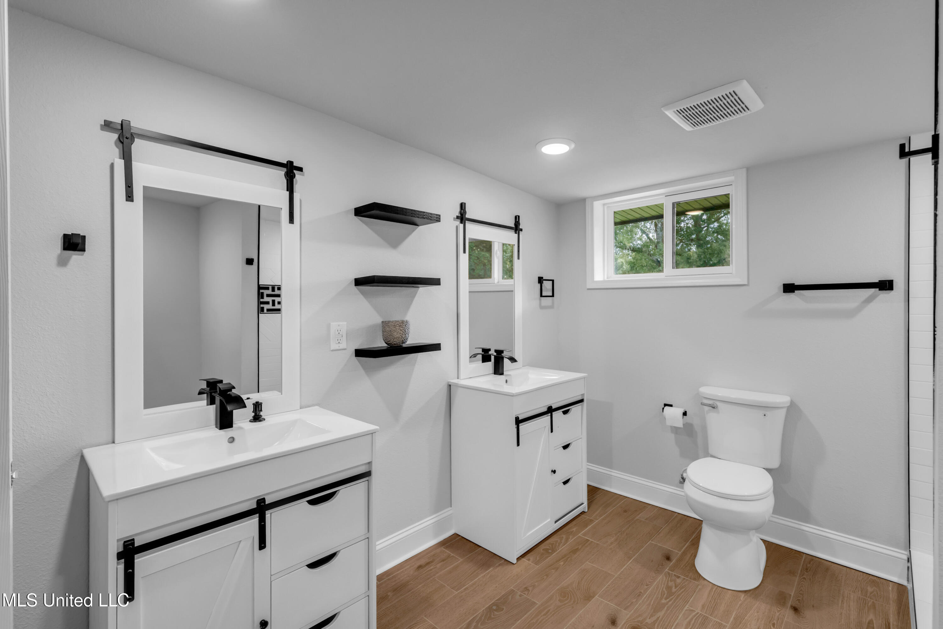 12330 Oaklawn Road Property Photo 17