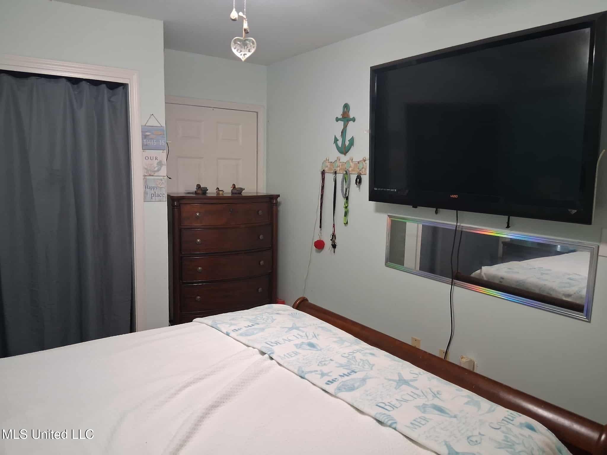 9035 Pine Drive Property Photo 15