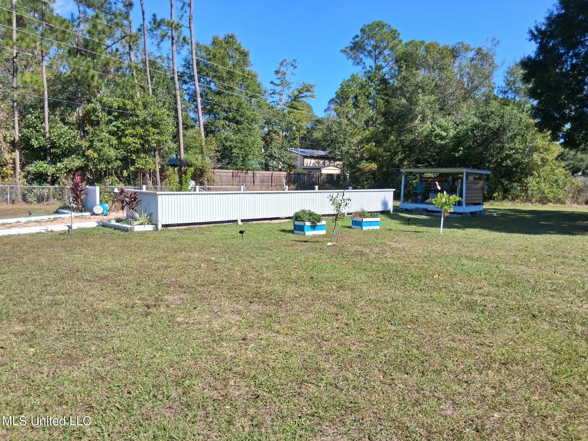 9035 Pine Drive Property Photo 24