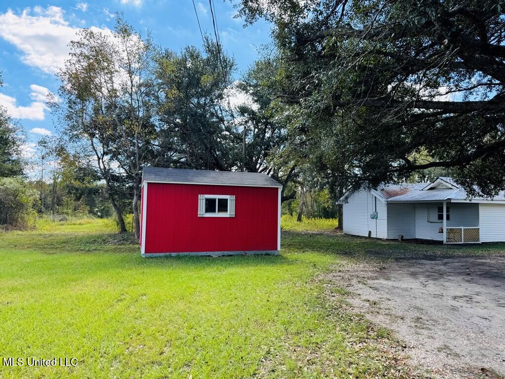 9 Rock Lane Property Photo 3