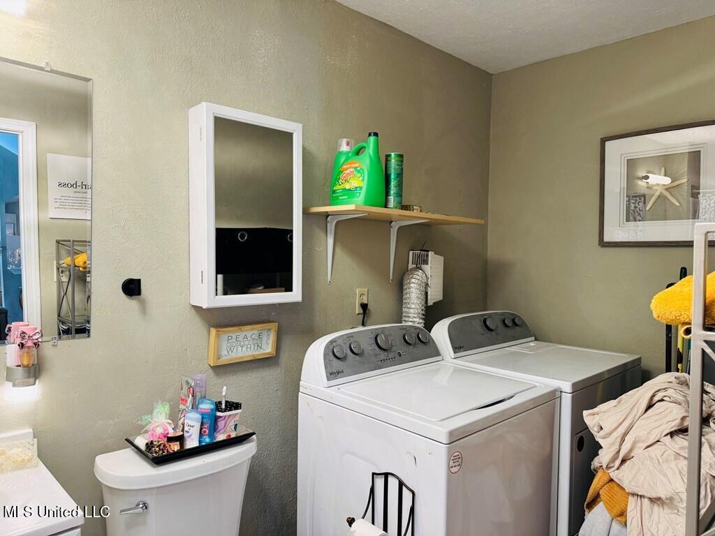 9 Rock Lane Property Photo 13