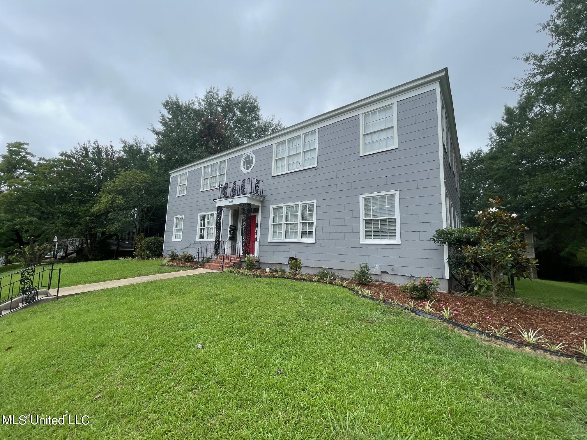 1033 Monroe Street Property Photo 1