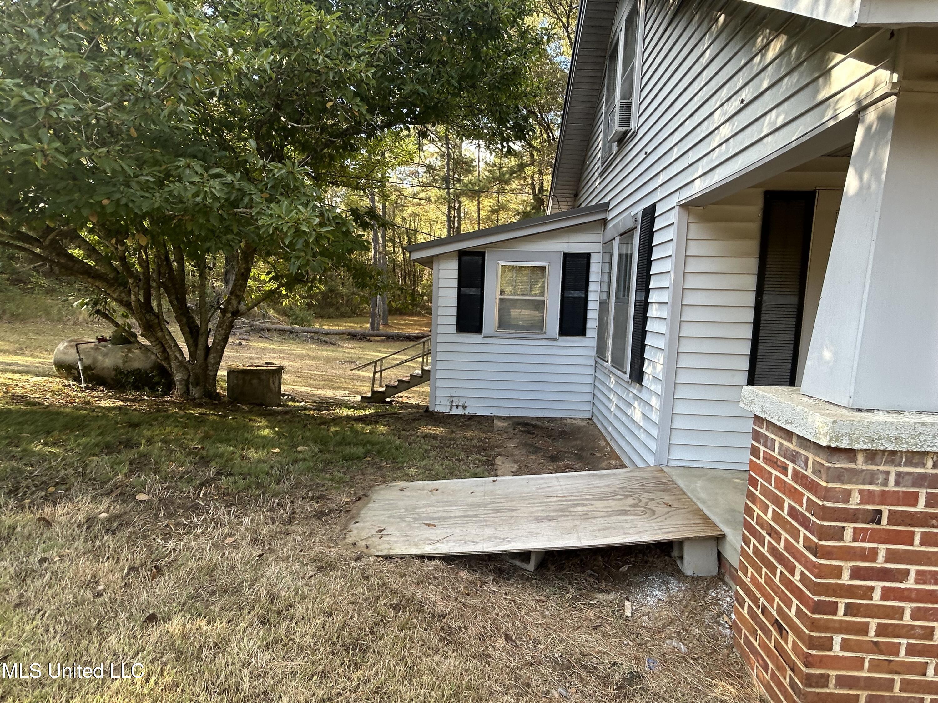 12757 W Highway 12 Property Photo 4