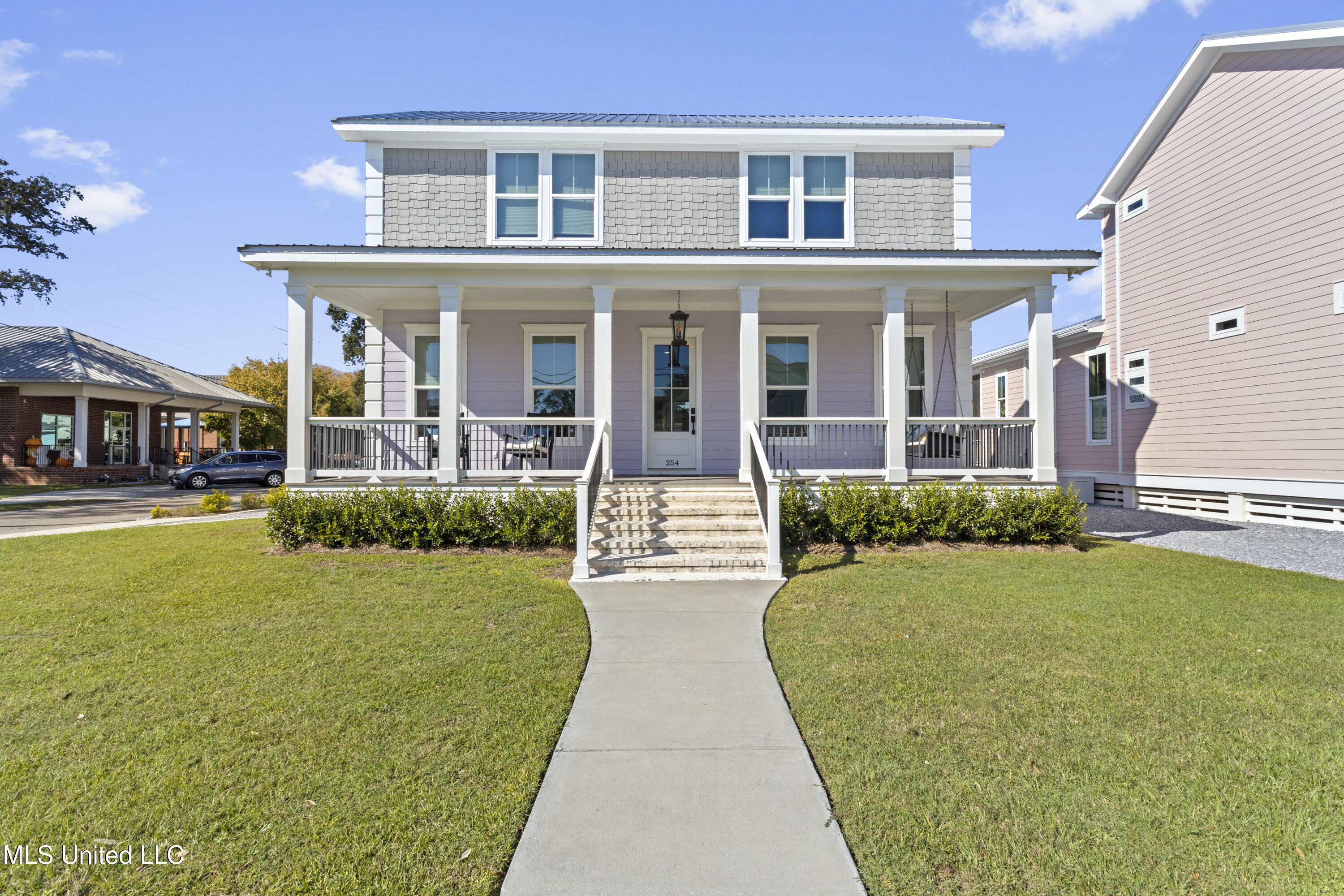 254 W Second Street Property Photo 4