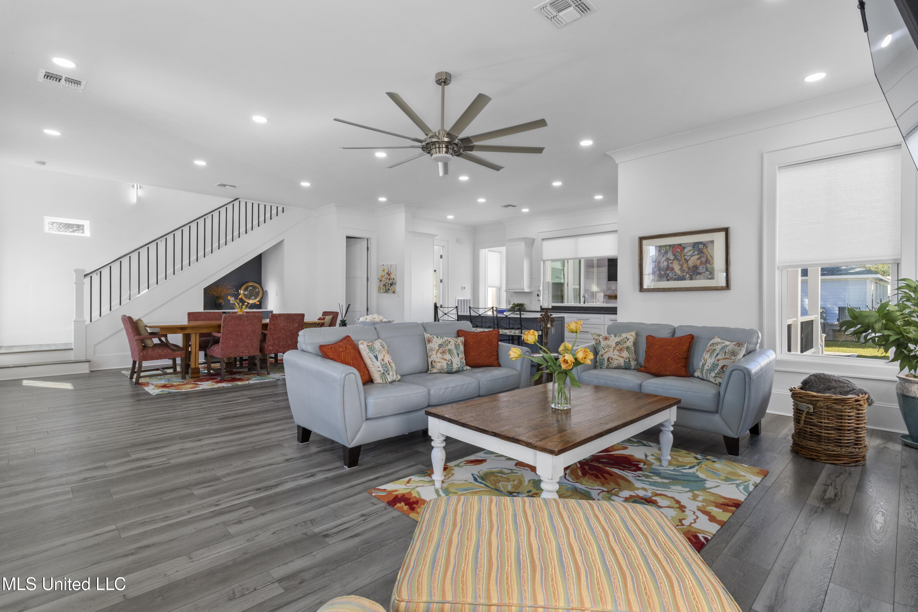 254 W Second Street Property Photo 14