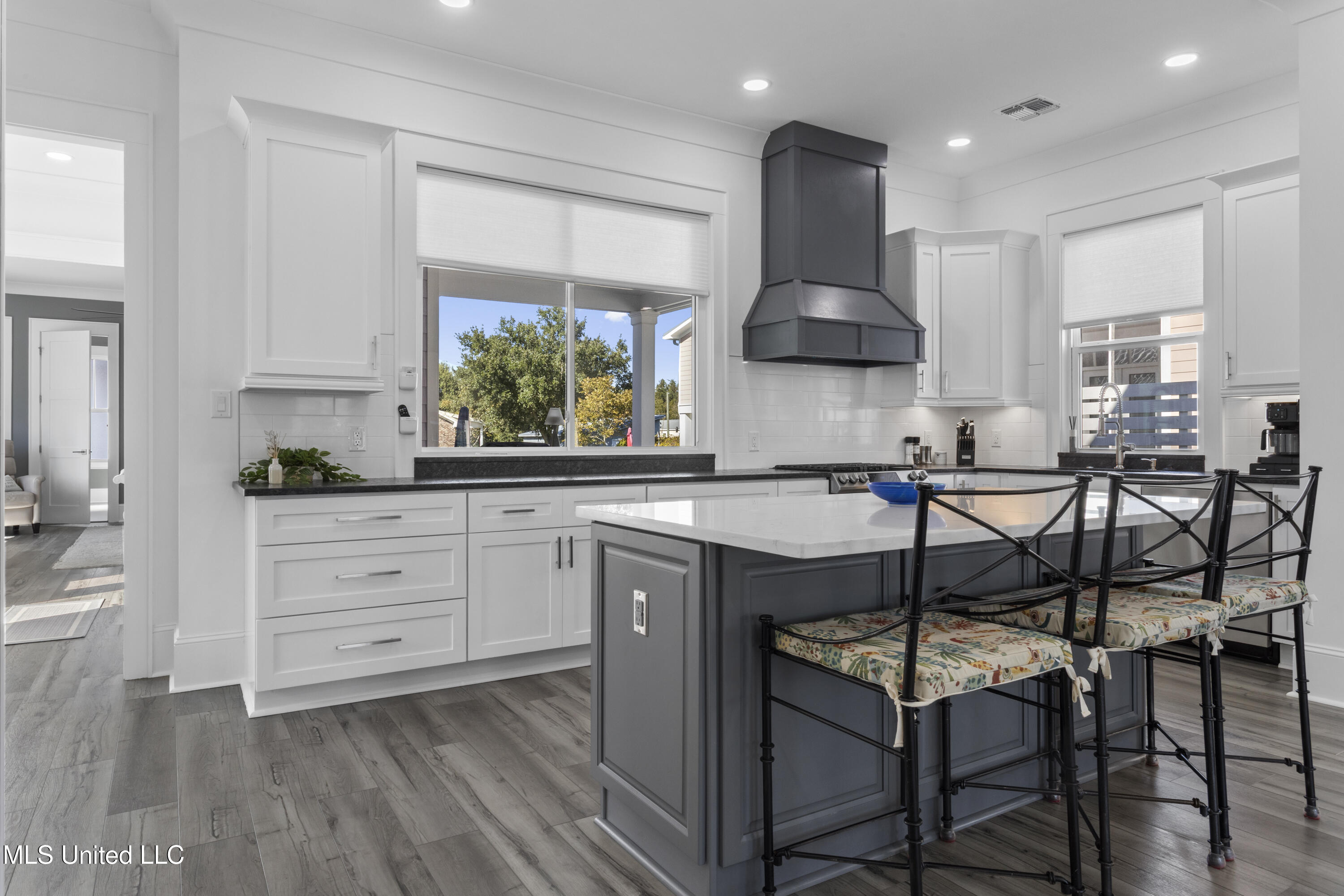 254 W Second Street Property Photo 17