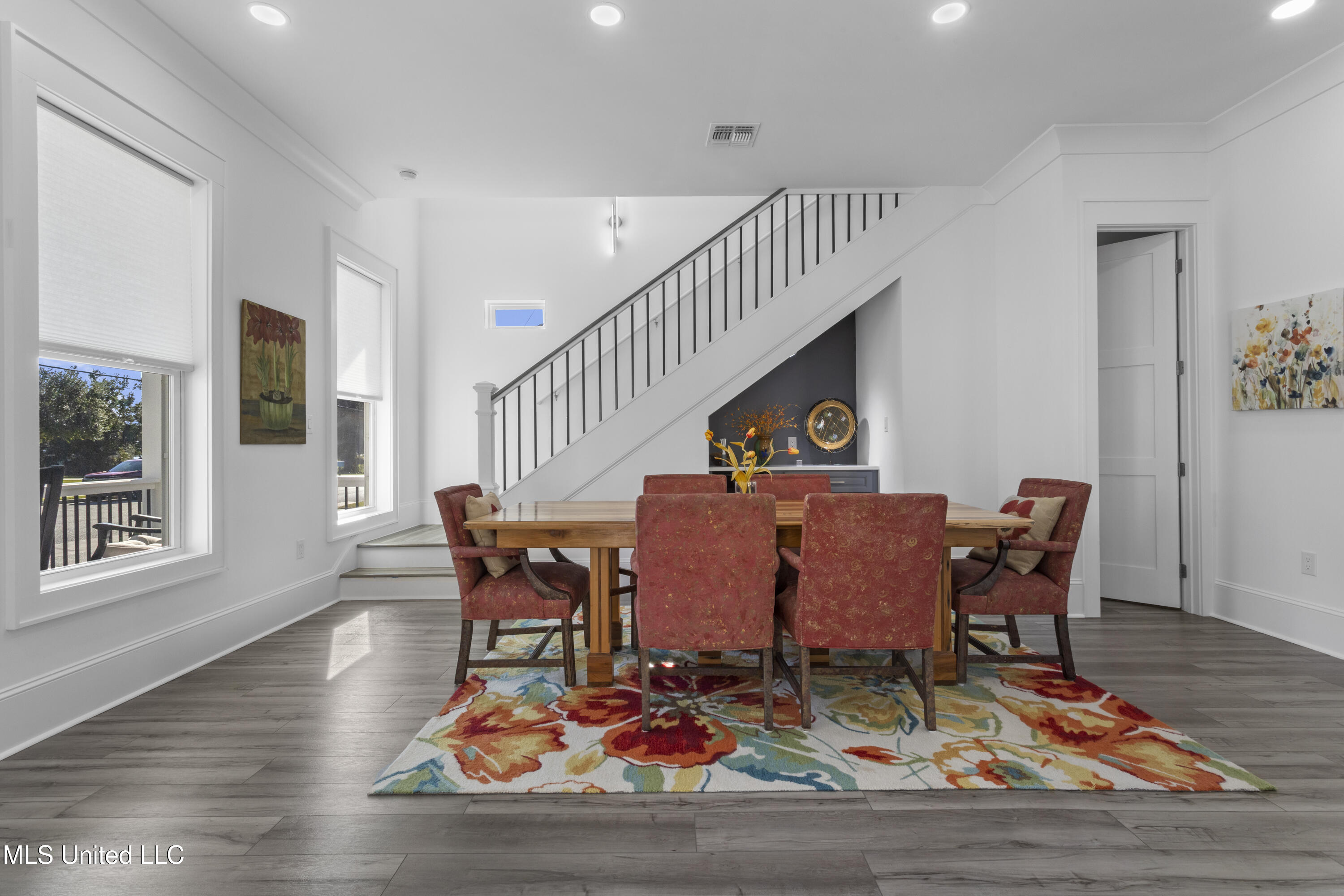 254 W Second Street Property Photo 24