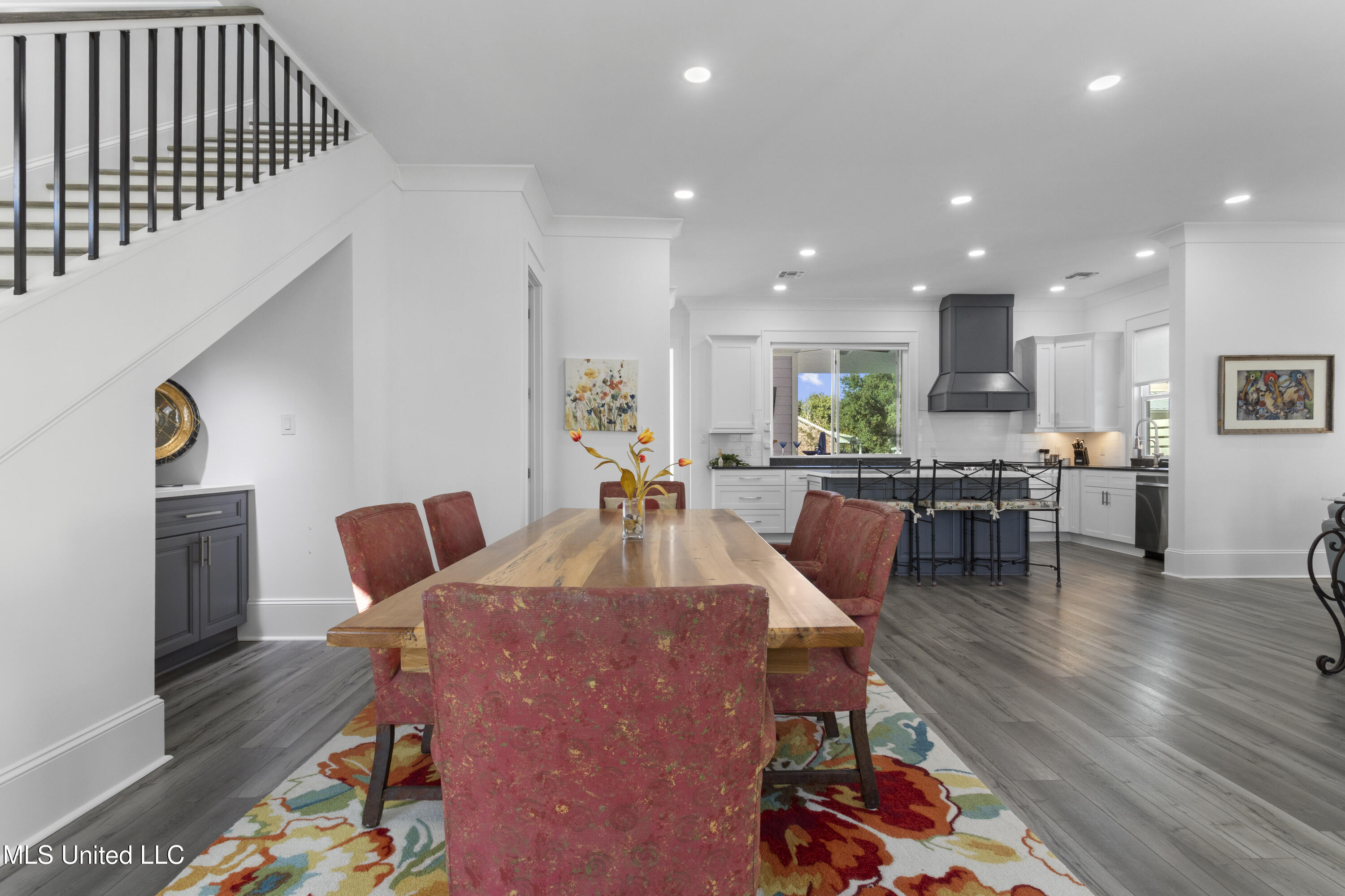 254 W Second Street Property Photo 26