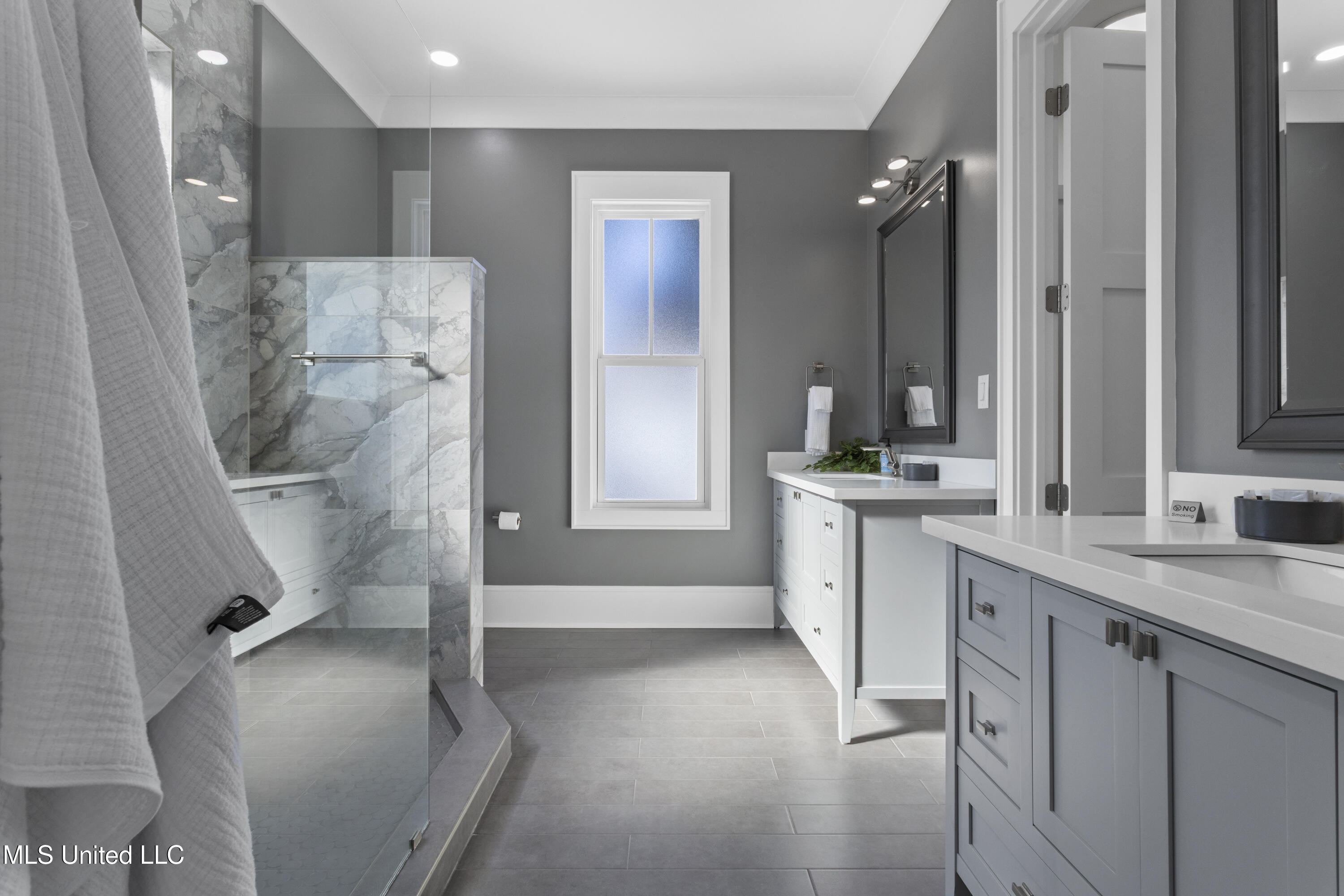 254 W Second Street Property Photo 34