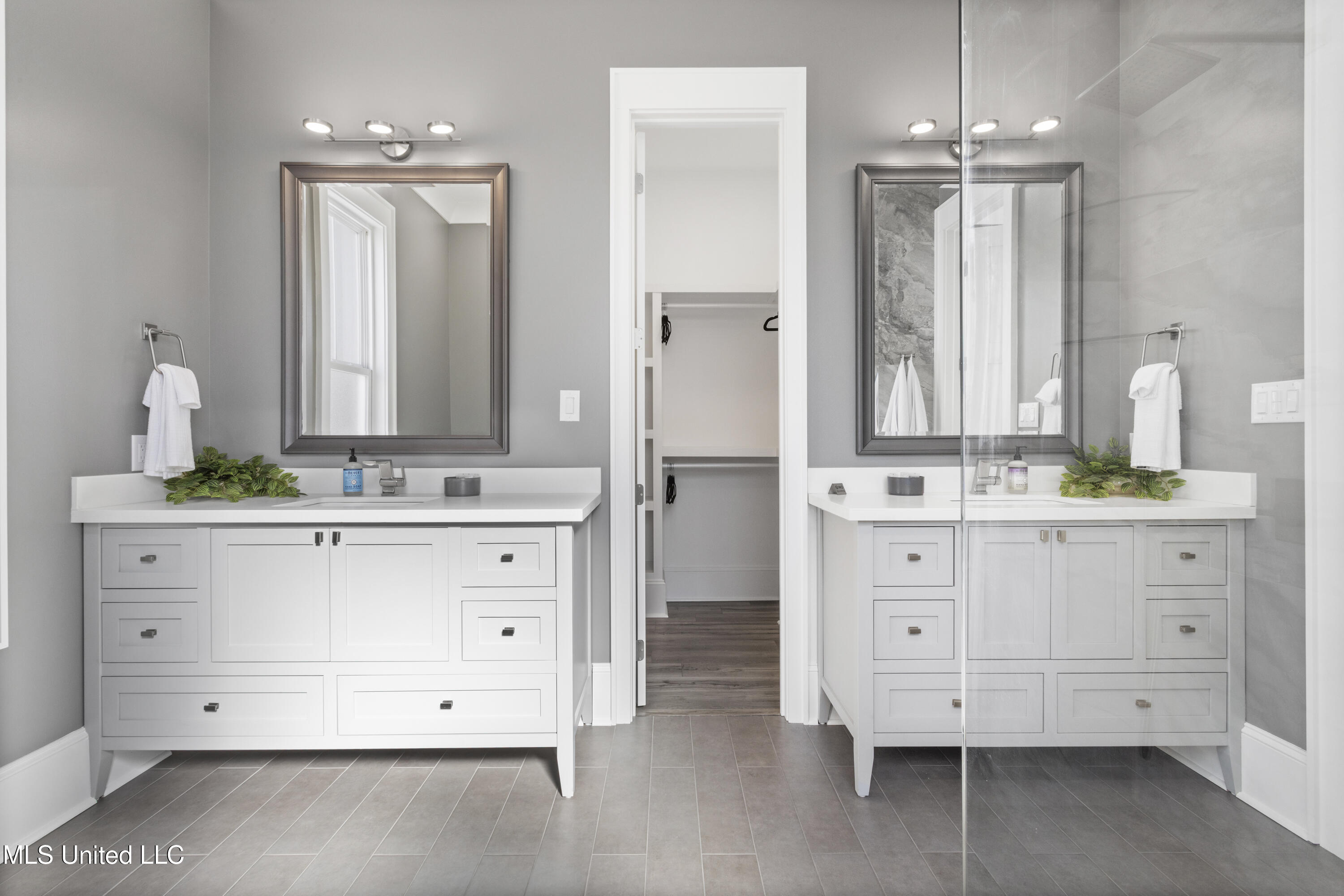 254 W Second Street Property Photo 36