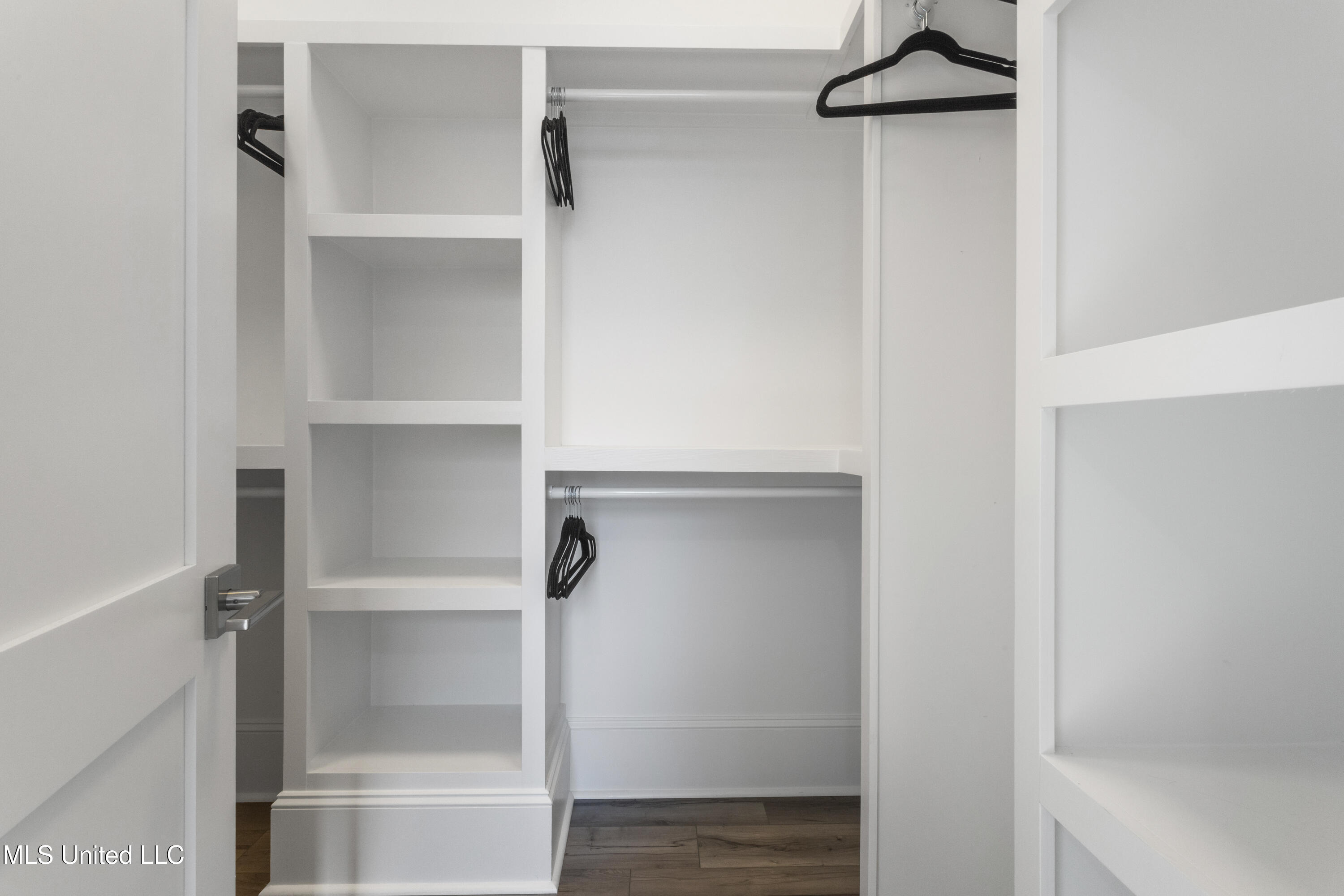 254 W Second Street Property Photo 38