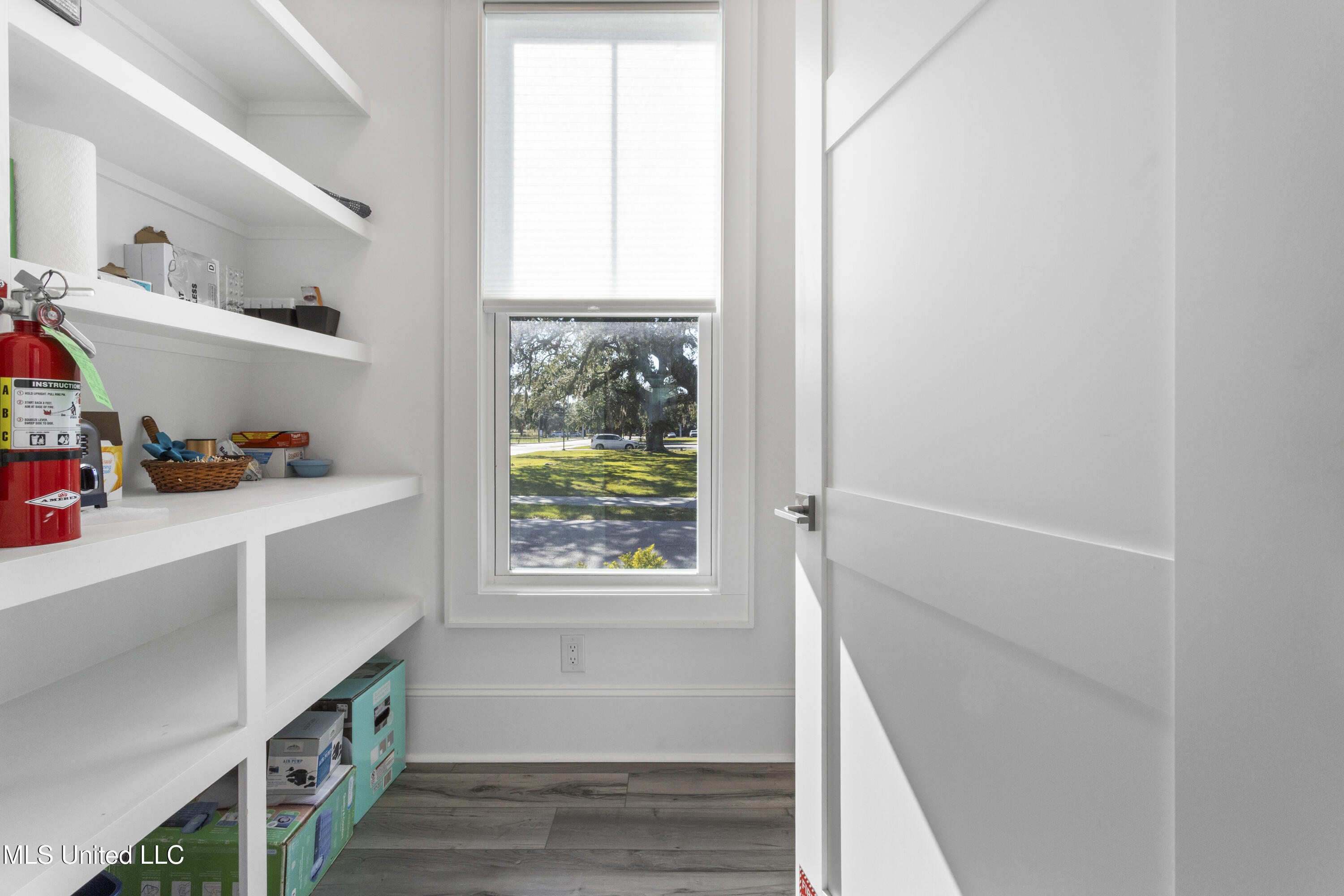 254 W Second Street Property Photo 40