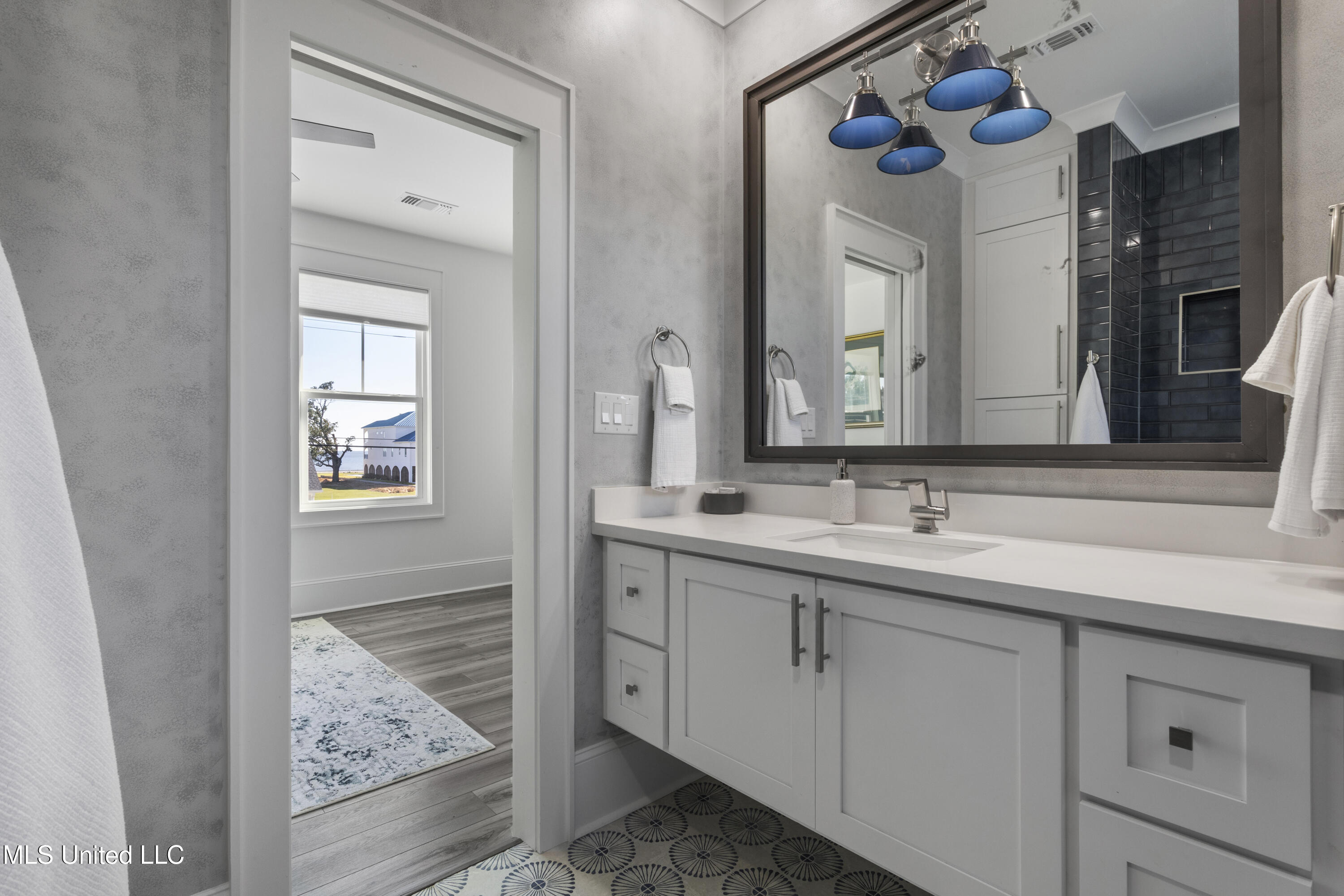 254 W Second Street Property Photo 52