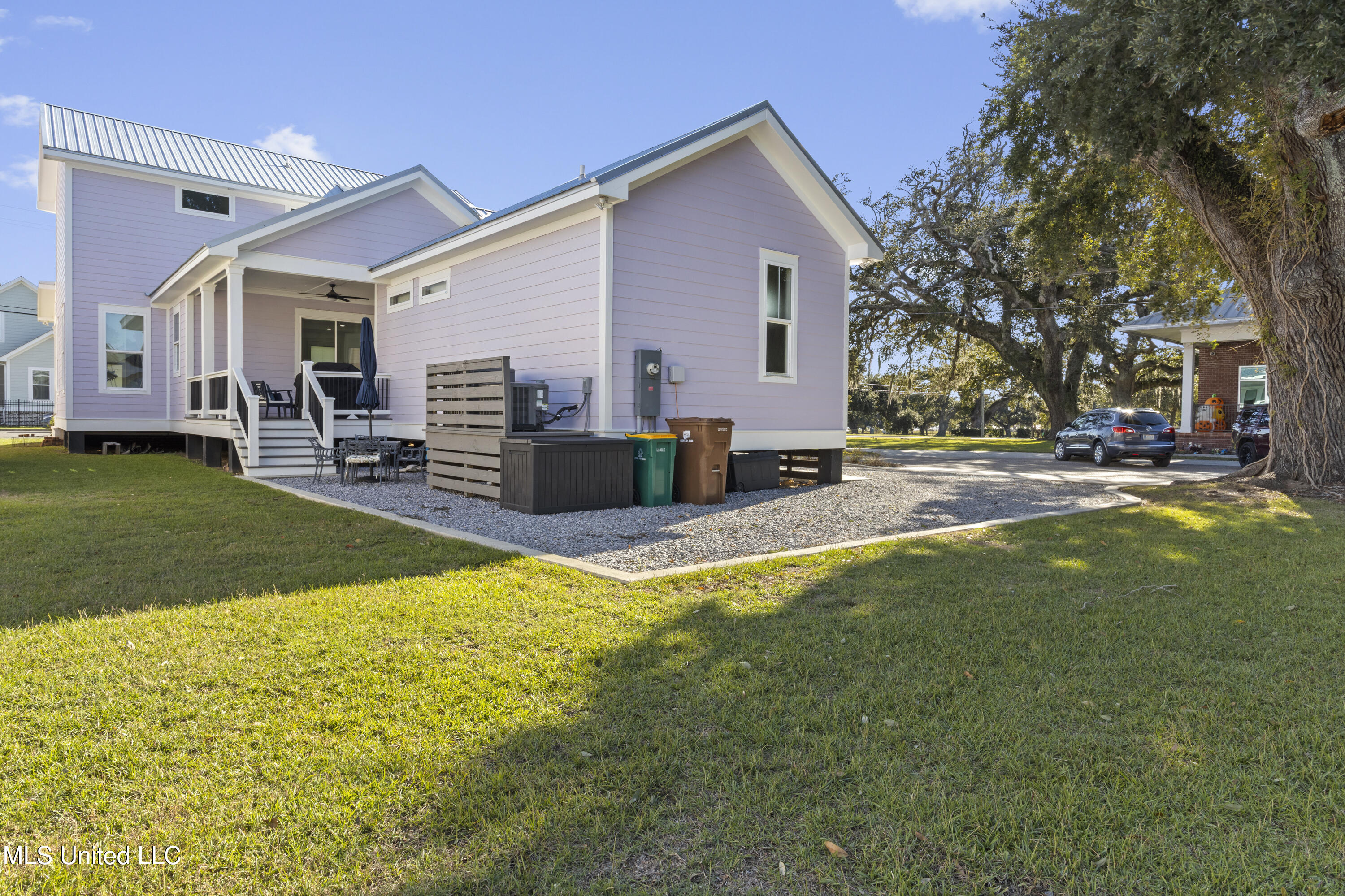 254 W Second Street Property Photo 58