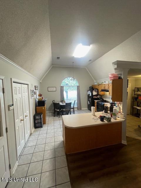 7415 Foxbury Cove Property Photo 5