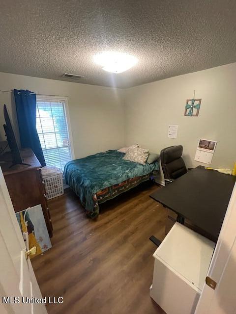 7415 Foxbury Cove Property Photo 9