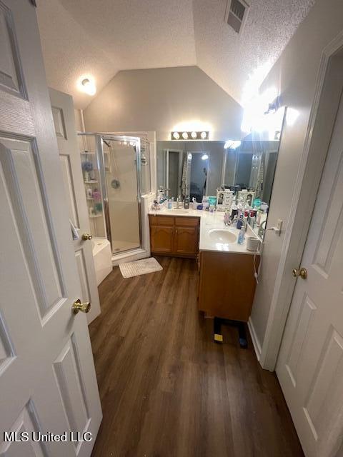 7415 Foxbury Cove Property Photo 12