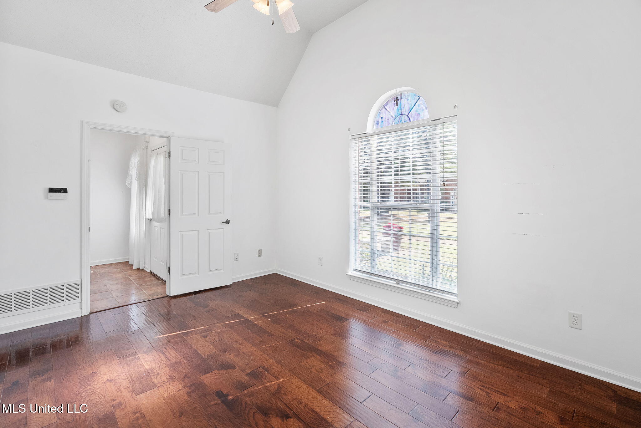 833 N Martin Circle Property Photo 16